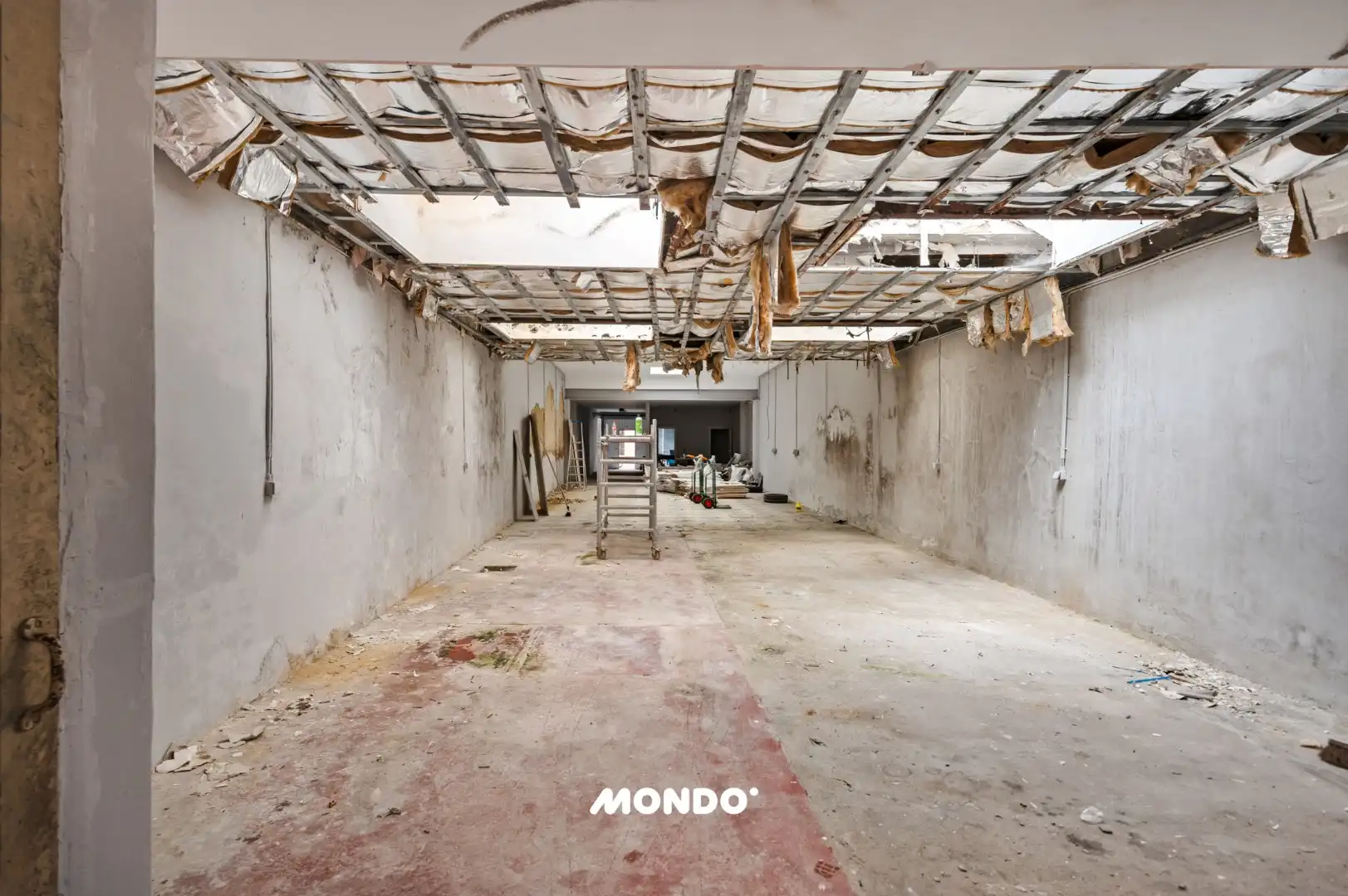 Gebouw met magazijn, appartement en studio in het centrum van Willebroek! foto 6