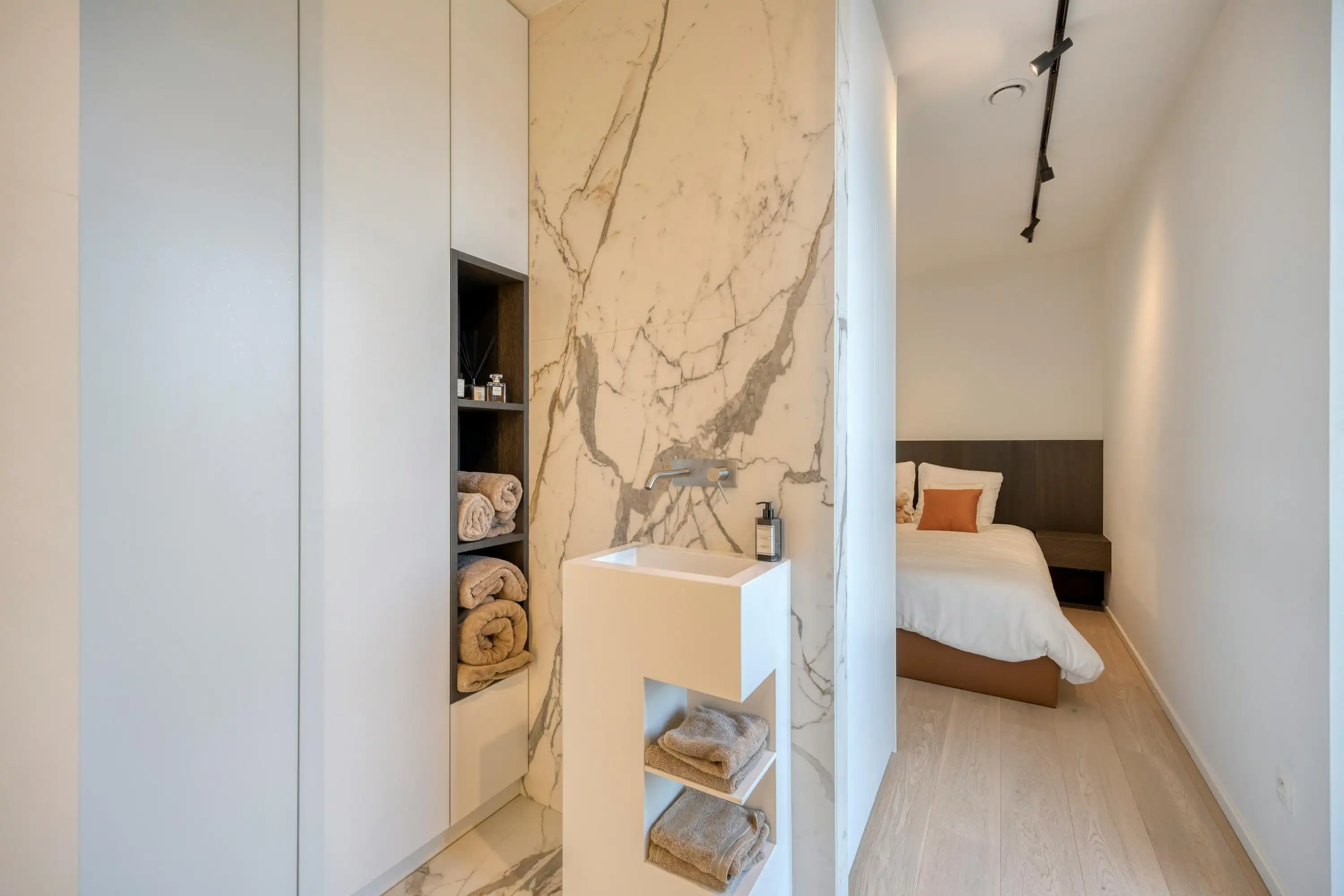 LUXUEUS APPARTEMENT OP TOPLOCATIE IN HASSELT foto 19