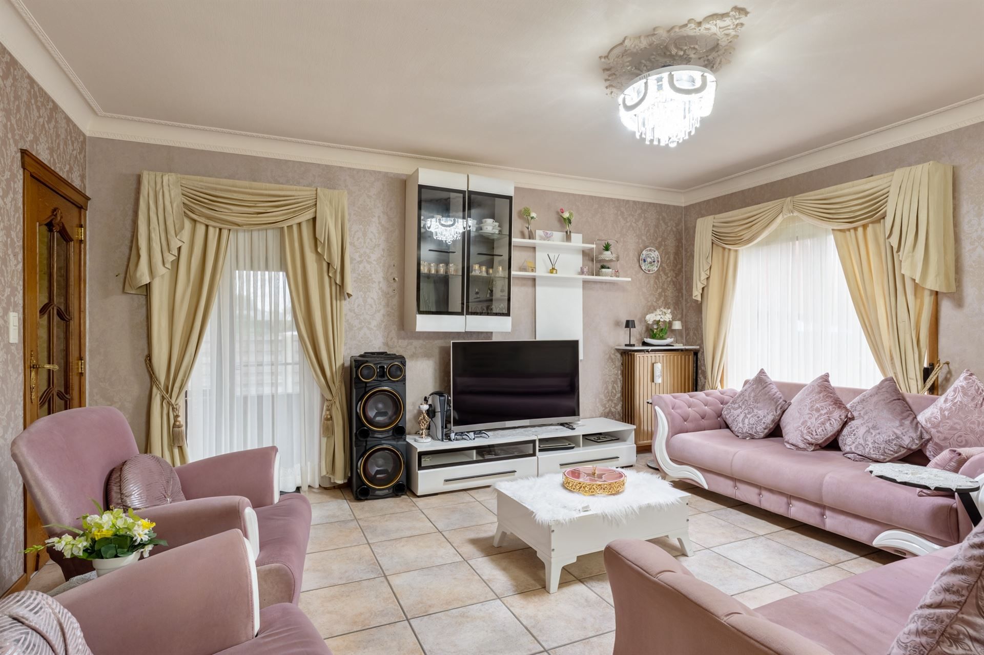 Vrijstaande eengezinswoning te Zelem. foto 17