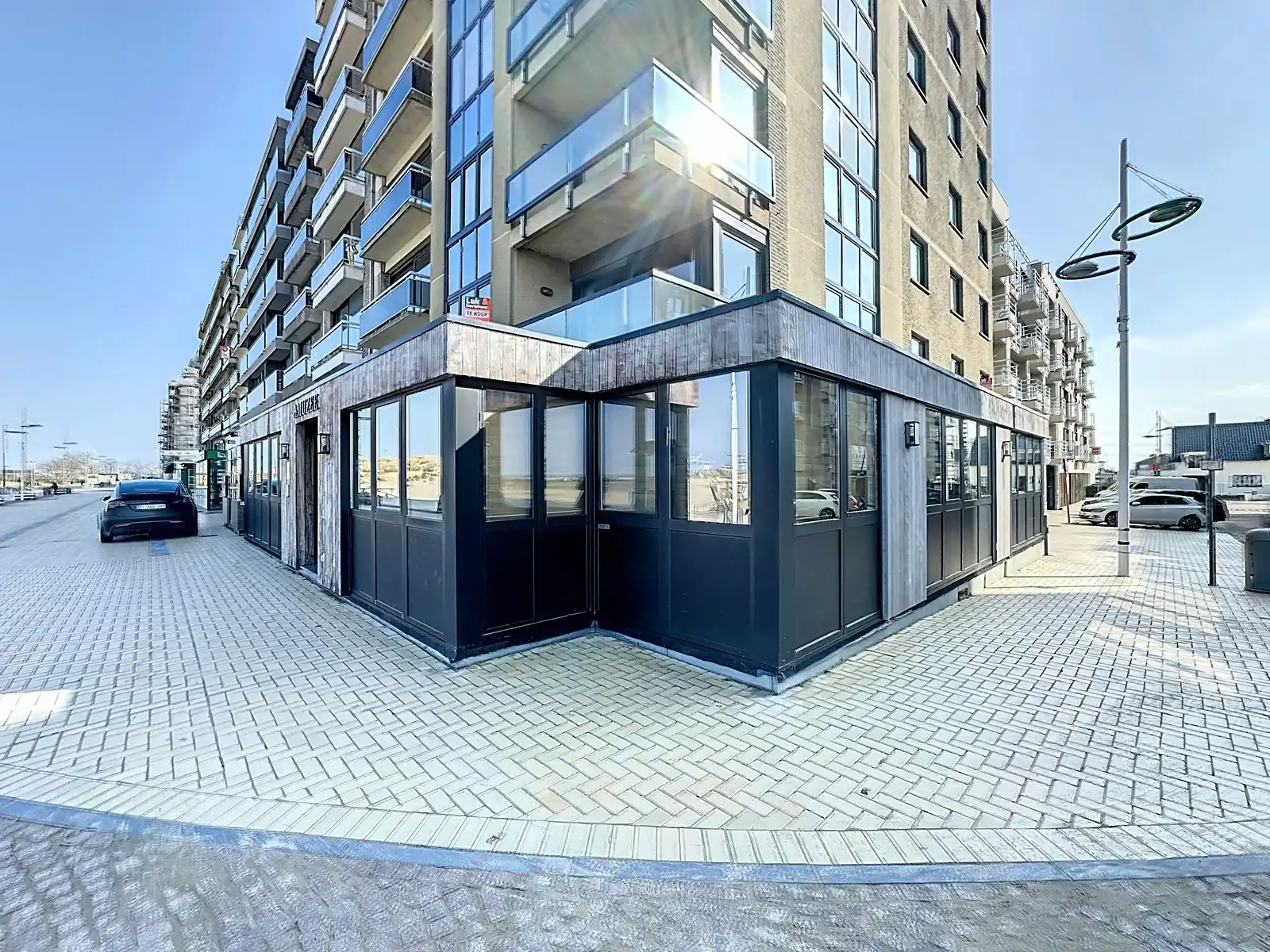 Uniek & exclusief aanbod: instapklaar (zo goed als nieuw) HORECAPAND (restaurant/brasserie), inclusief de VOLLEDIGE inboedel TE HUUR op de zeedijk te Zeebrugge! foto 25