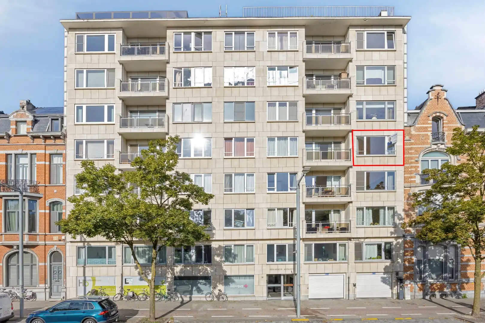Appartement met 2 slaapkamers, 2 terrassen, een garagebox en private kelderberging in Leuven! - EPC 234 kWh/m² - bewoonbare opp. 80 m² foto {{pictureIndex}}