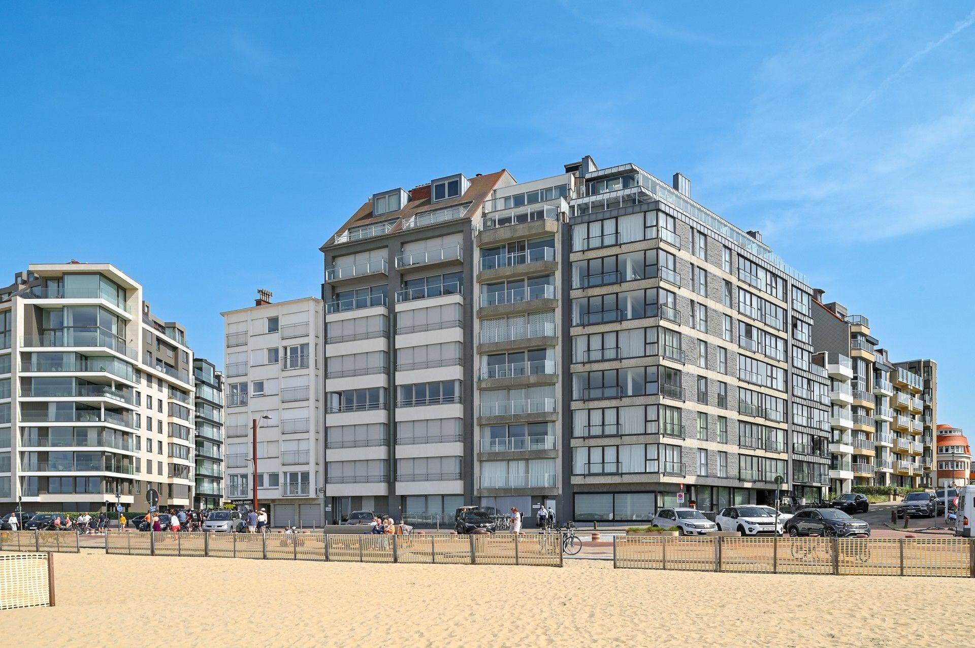 Prachtig gerenoveerd appartement met frontaal zeezicht op Albertstrand foto 25