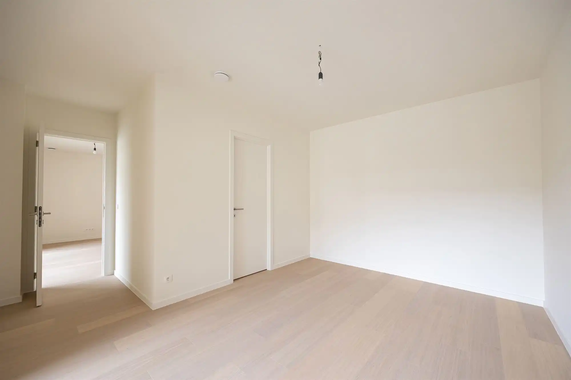 Shigeru Ban: app. met 3 slpkmrs., 2 bank. en 2 terrassen foto 14