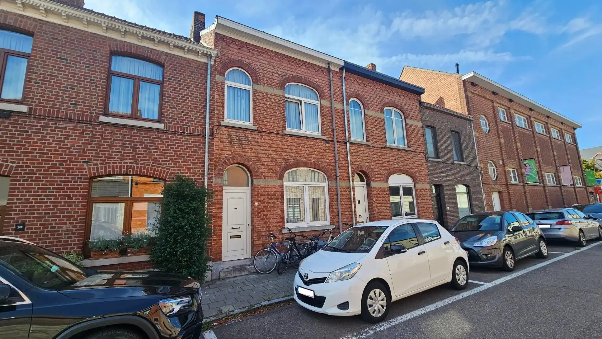 Huis te koop foto {{pictureIndex}}