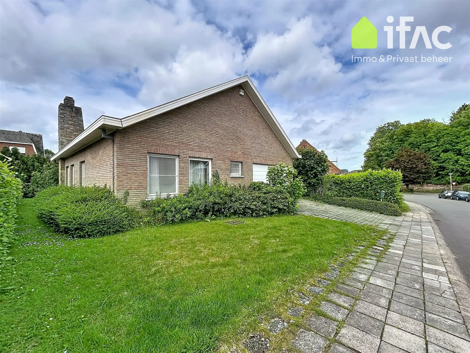 Goed gelegen 3 slaapkamer villa - vlakbij Park en centrum  foto 24