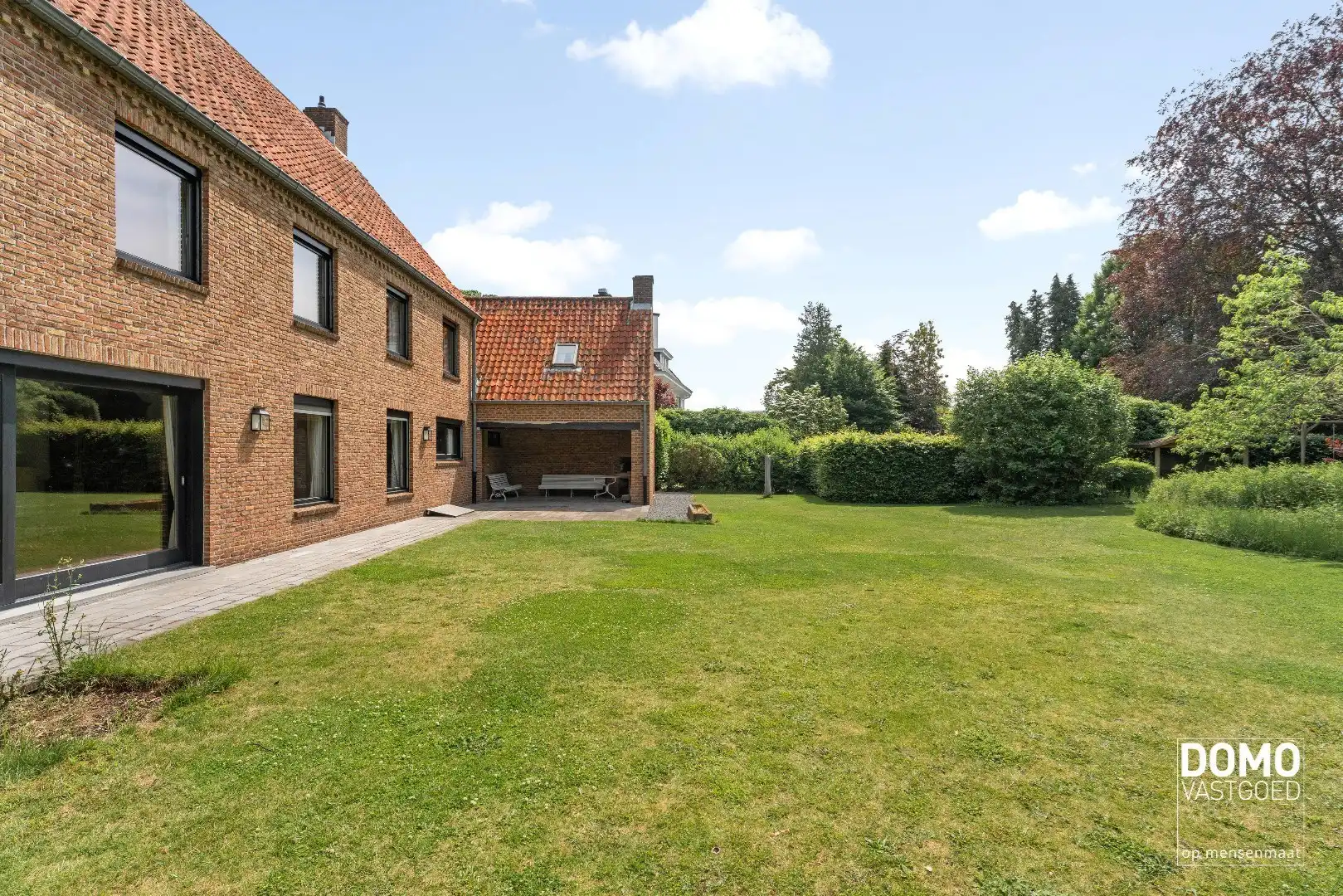 Exclusieve statige open bebouwing met zuid gerichte tuin in het centrum van Kermt (Hasselt) foto 28