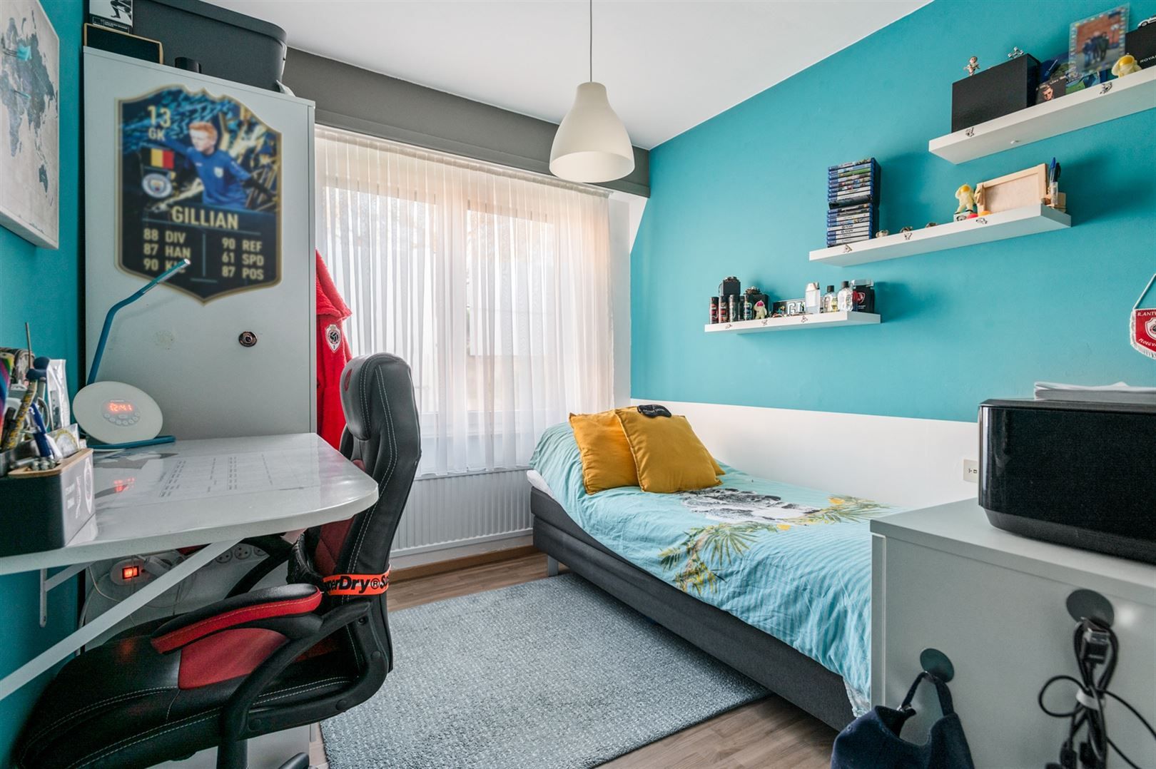 Rustig gelegen gelijkvloers appartement met 2 slaapkamers en garage. foto 9