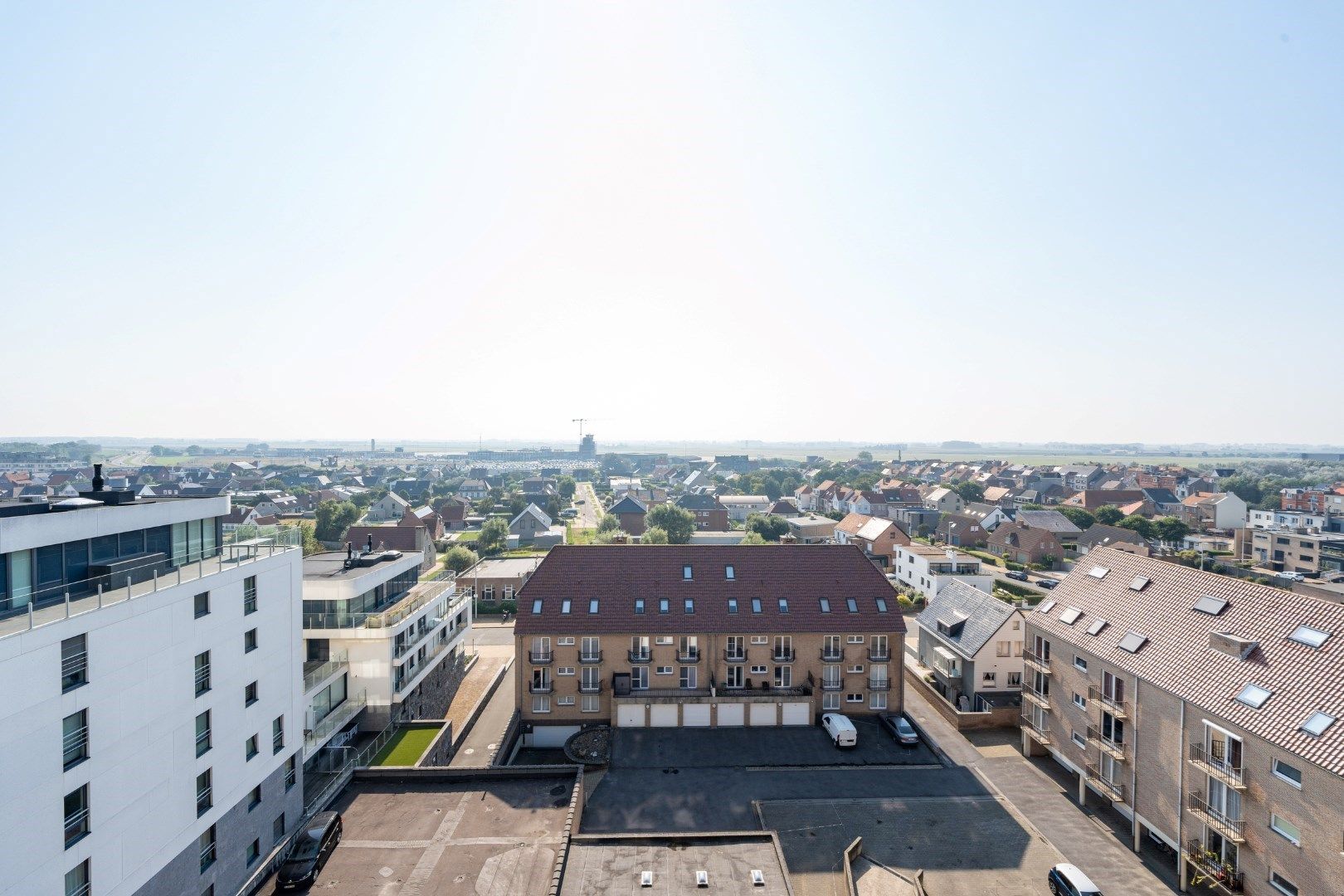 Penthouse met adembenemend zeezicht van maar liefst 10 meter breed en royale terrassen! foto 18