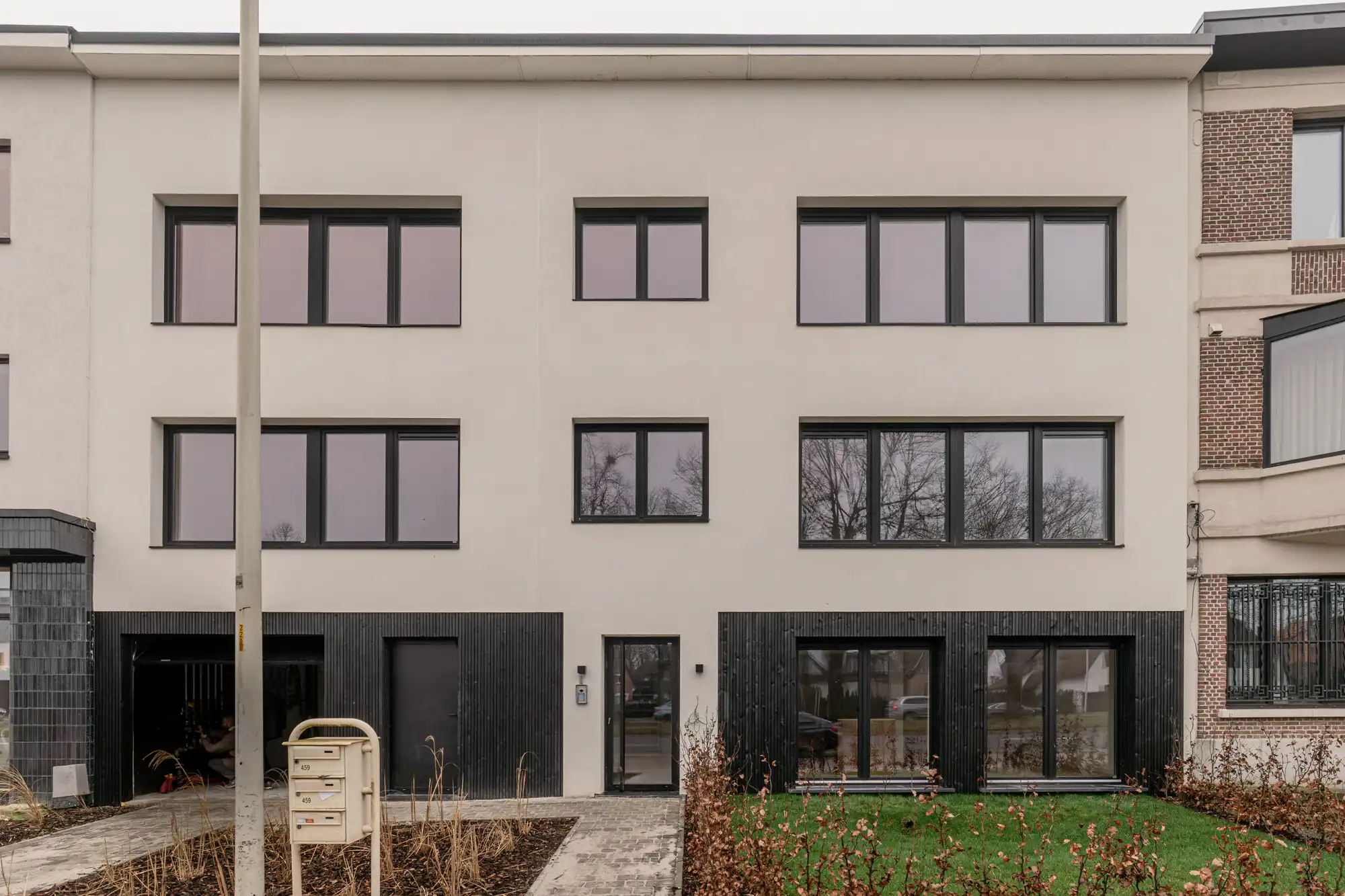 Geen typische renovatie: onberispelijk appartement met 2 slaapkamers nabij Fort V in Edegem foto 10