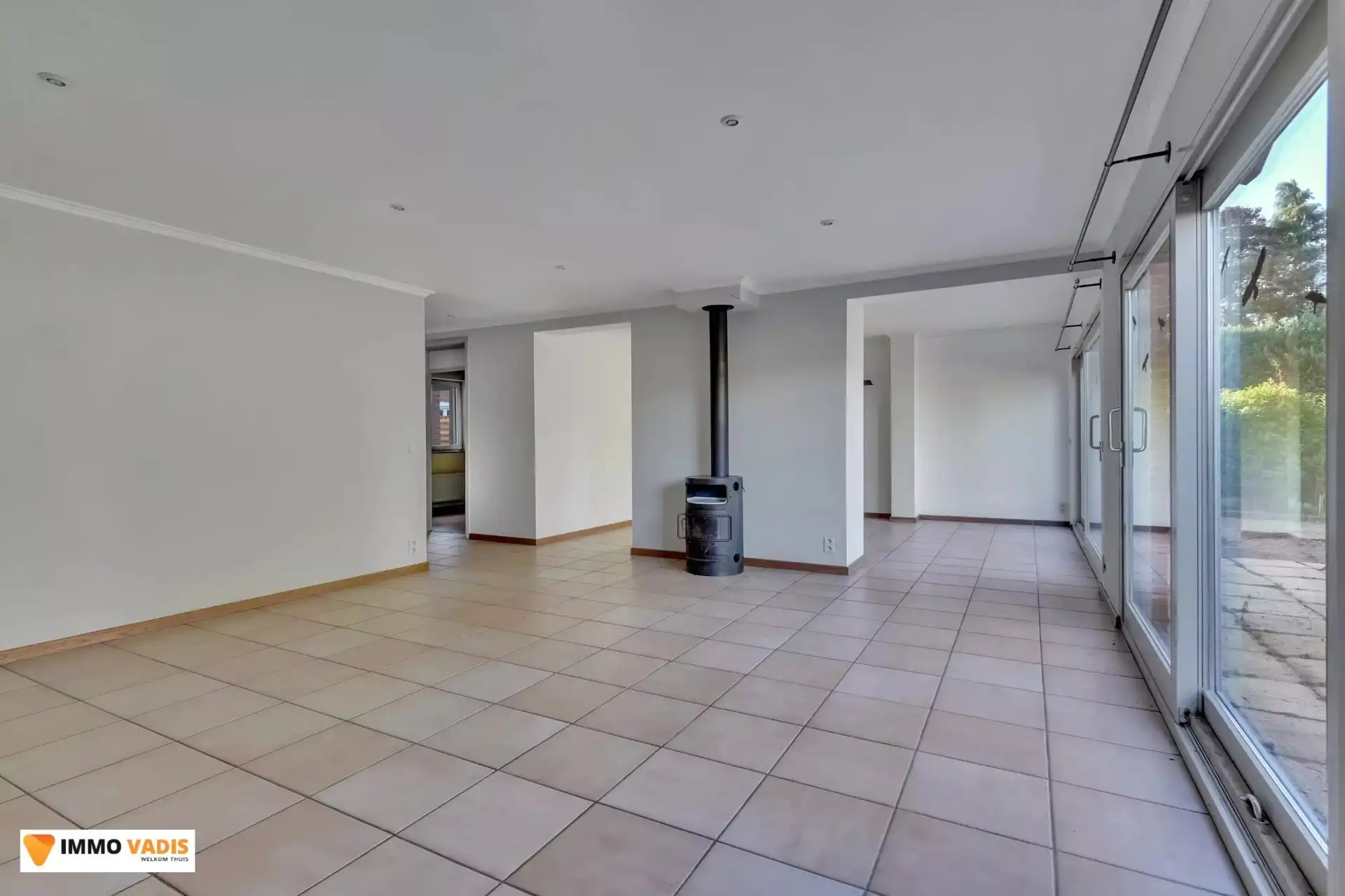 Veelzijdige vrijstaande woning met extra appartement foto 11