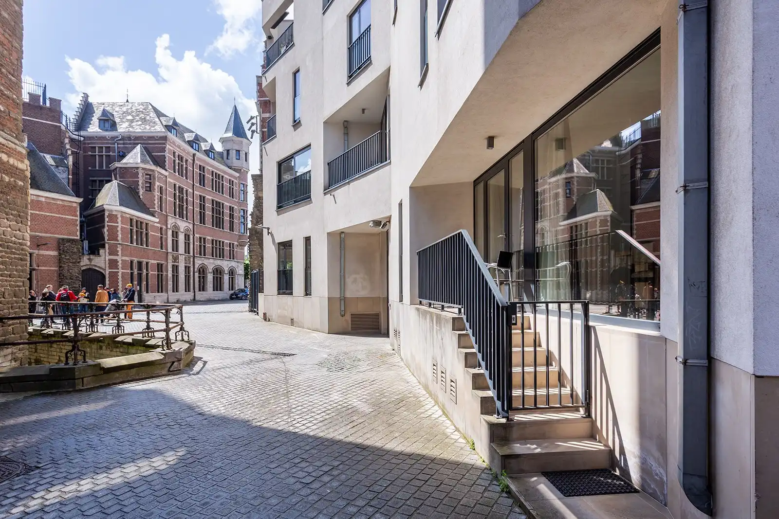 Ruim app op top locatie aan de Schelde foto {{pictureIndex}}