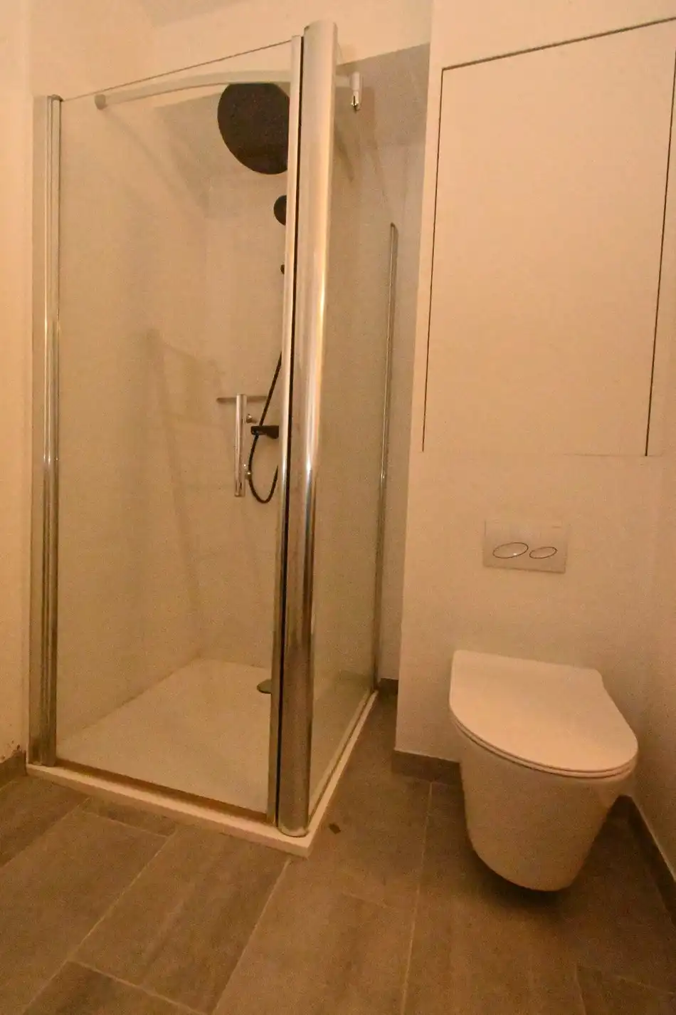 Dakappartement met 2 slaapkamers gelegen dorpskern Knesselare foto 14