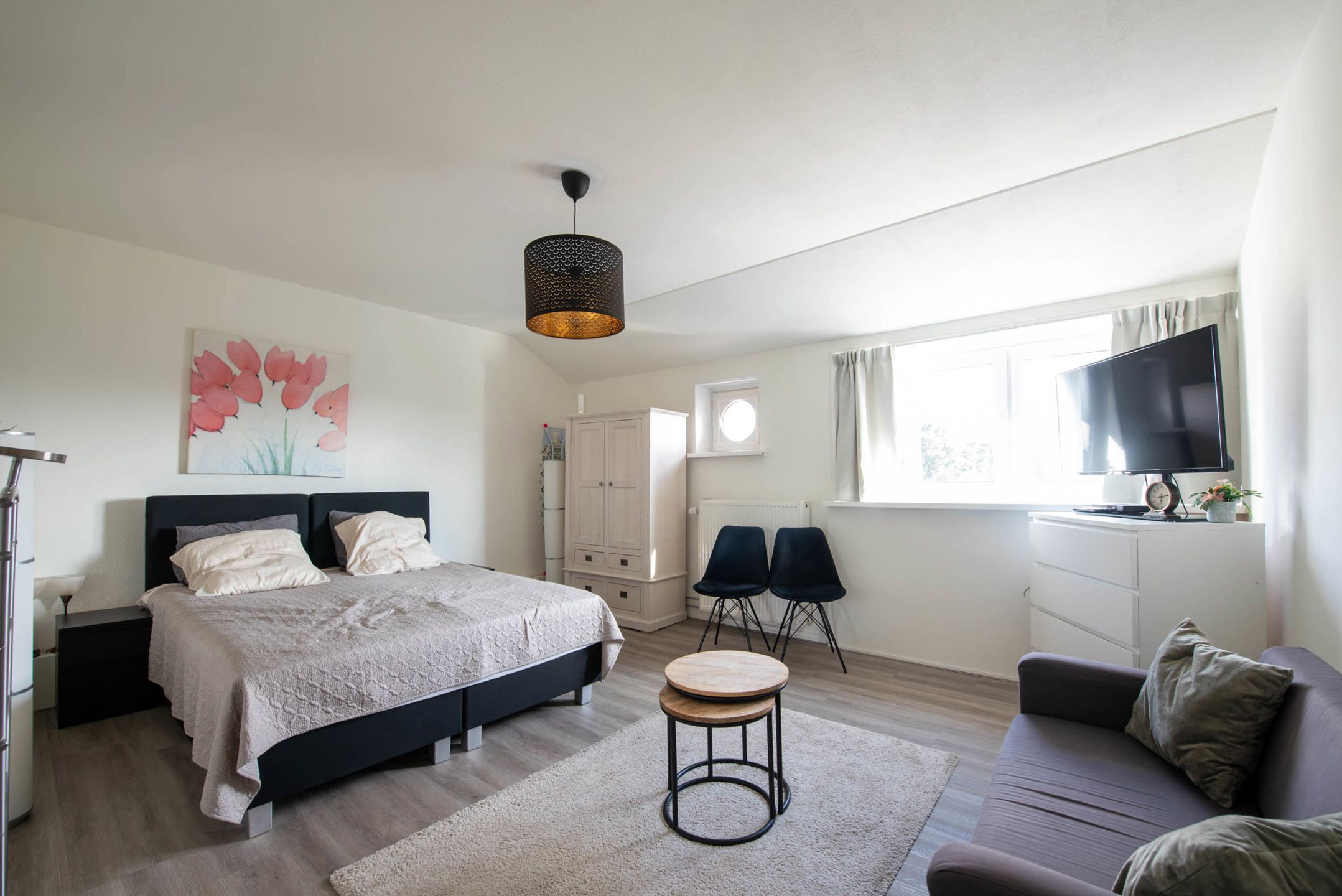 Bemeubelde studio vlakbij Maastricht  foto 7
