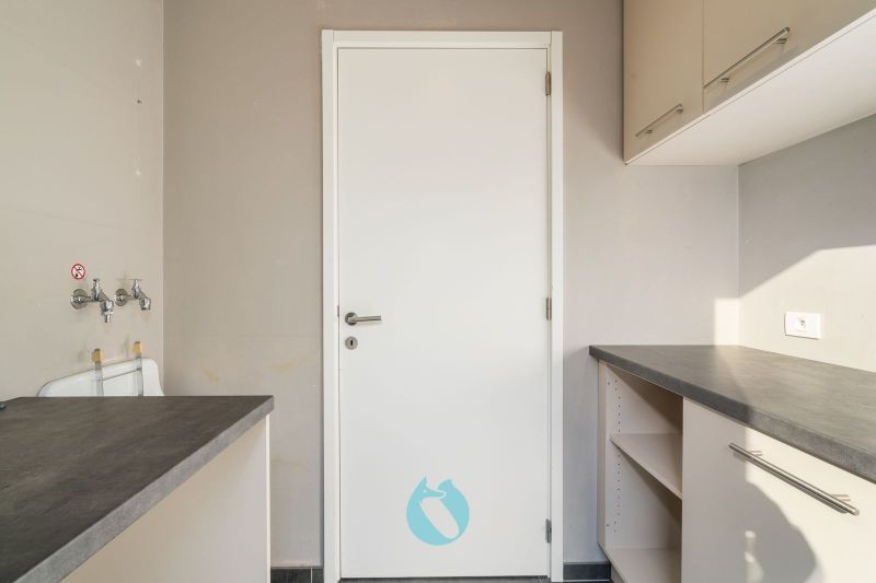 Deze woning is rustig gelegen in woonerf Brielken te Evergem foto 6
