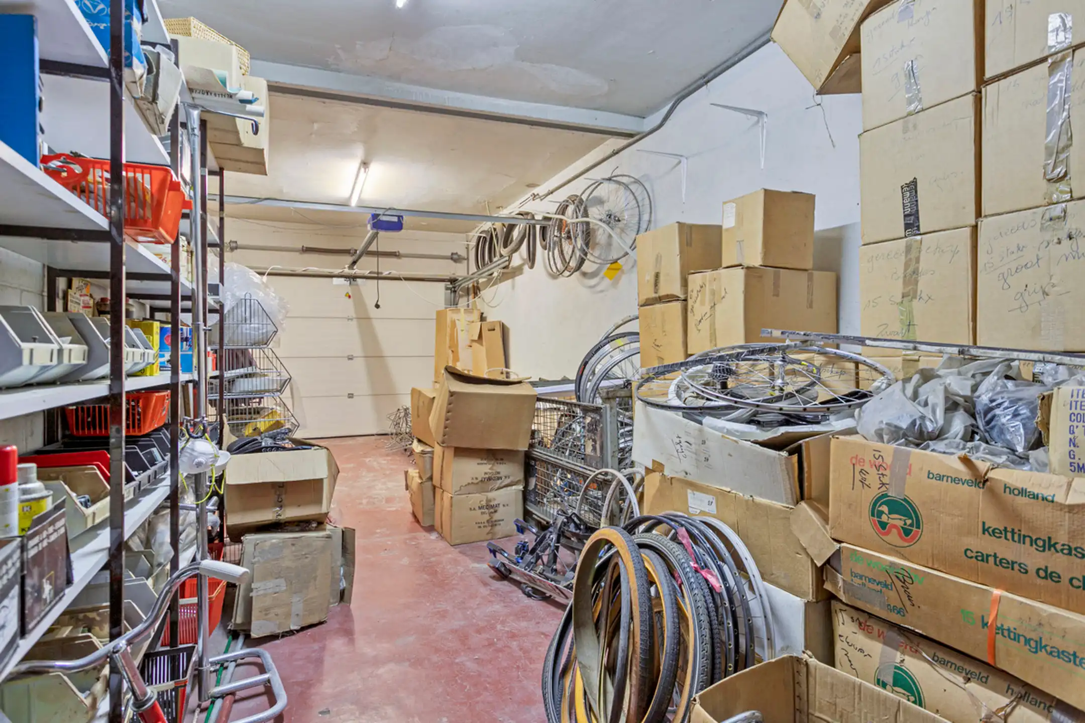 Eigendom met appartement én handelszaak met woonst & garage! foto 6