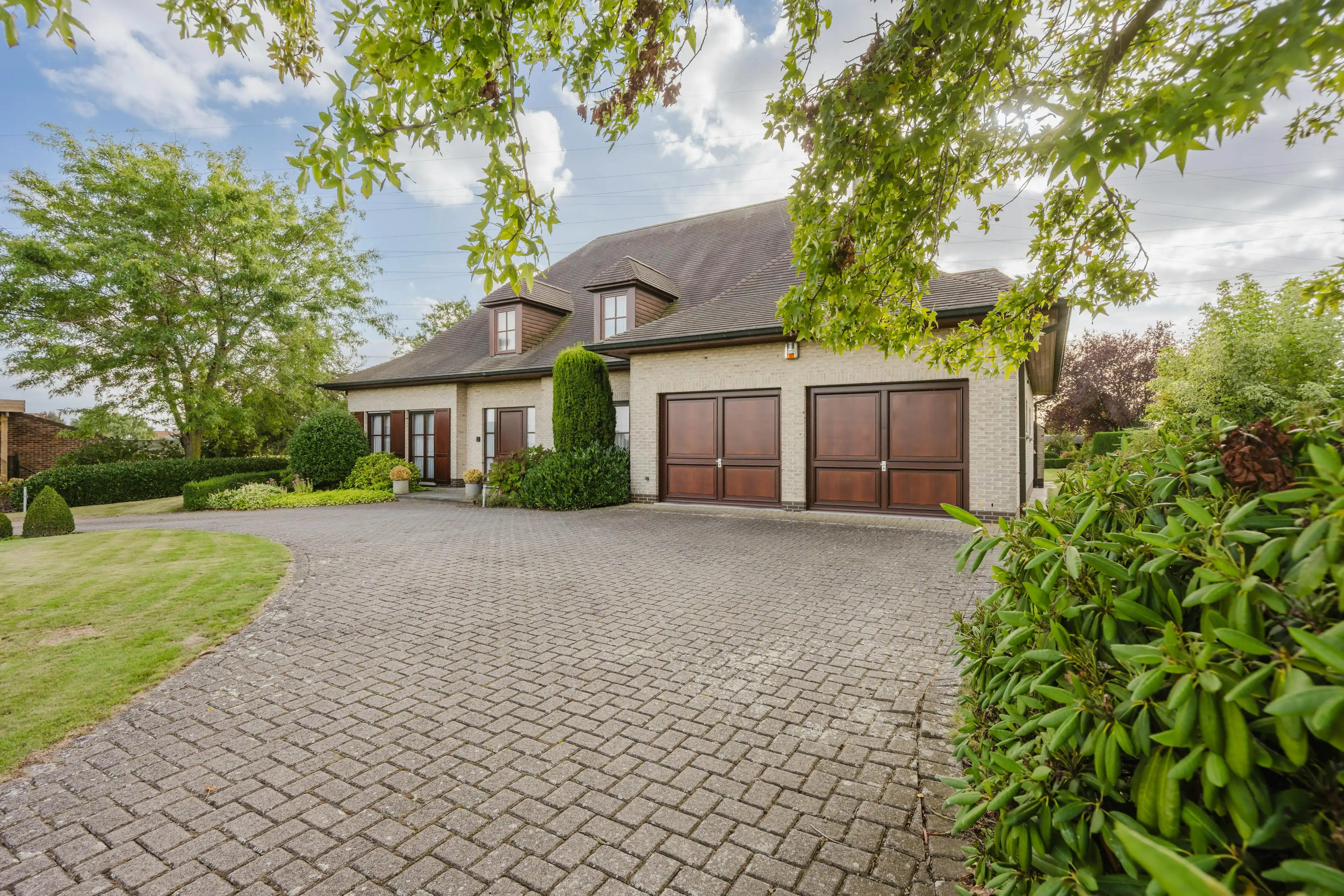 Riante villa op een perceel van 2641m² in Otegem foto 11