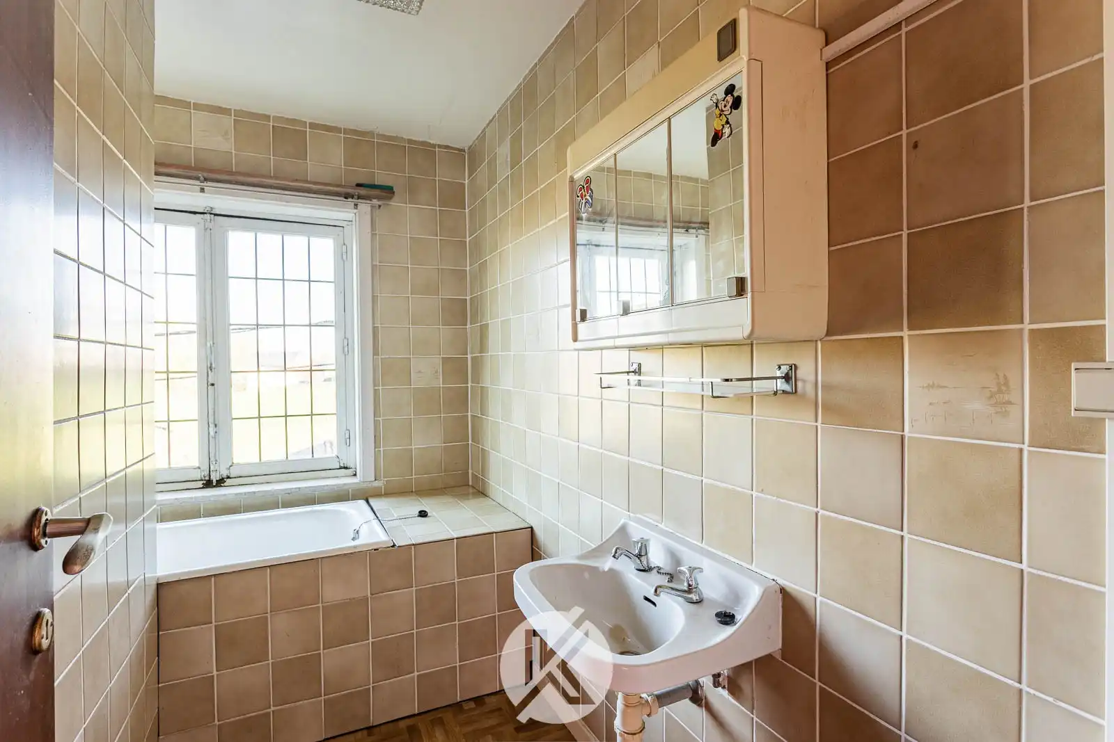 Robuuste woning met nabijgelegen weide van 10 are foto 19