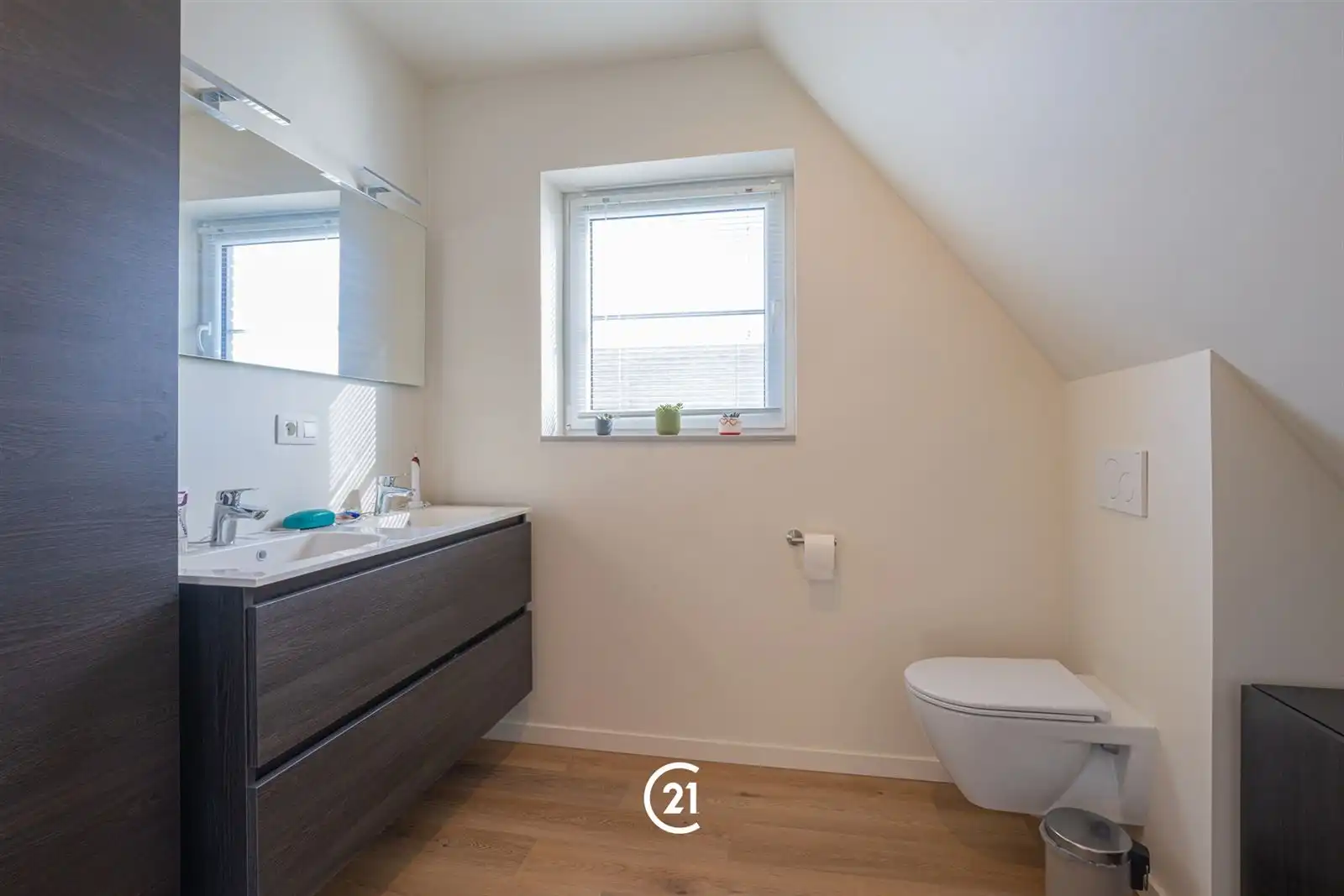 Prachtig duplexappartement met 3 kamers en groot terras met subliem uitzicht foto 18