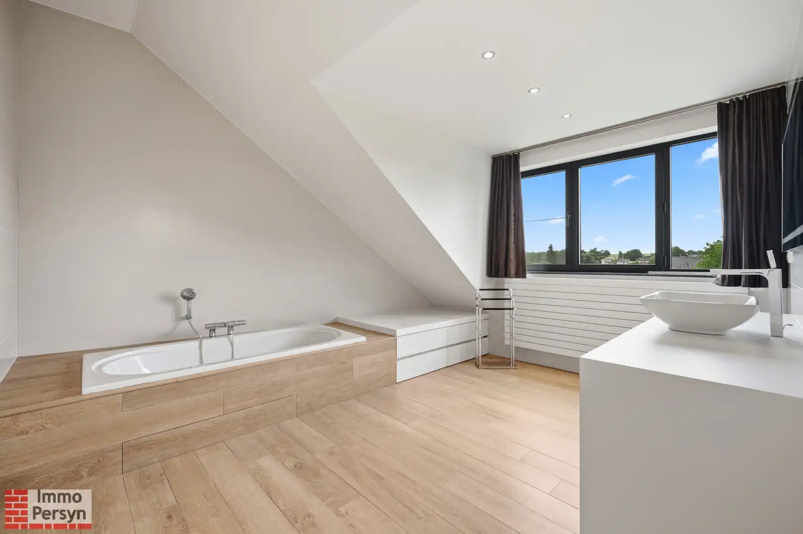 Modern en veelzijdig gebouw met 3 appartementen, rustige tuin en aanpalend perceel te Bekkevoort foto 15