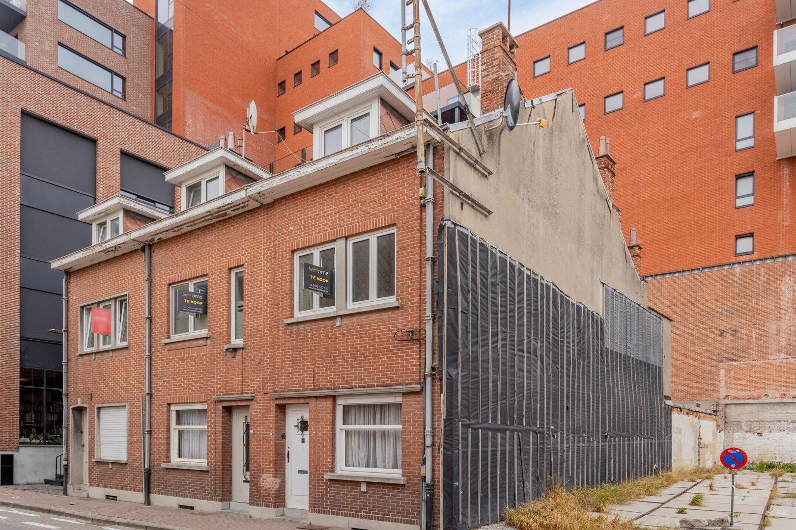 Op zoek naar een woning met veel potentieel, centraal gelegen in Merchtem? Welkom Home! foto 14