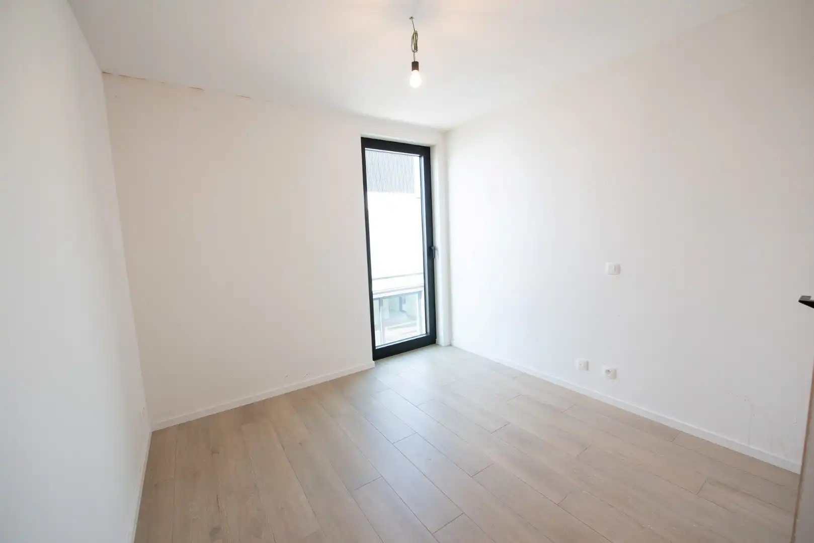 Prachtig, kwaliteitsvolle nieuwbouwappartement in het hartje van Kruishoutem! foto 14