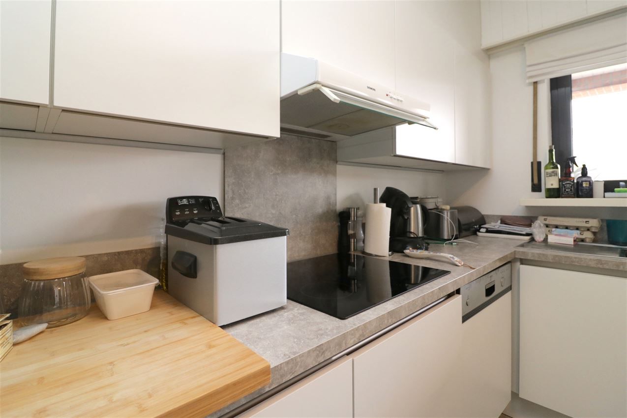 Gezellige woning, 4 slpk., inpandige garage, tuin foto 12