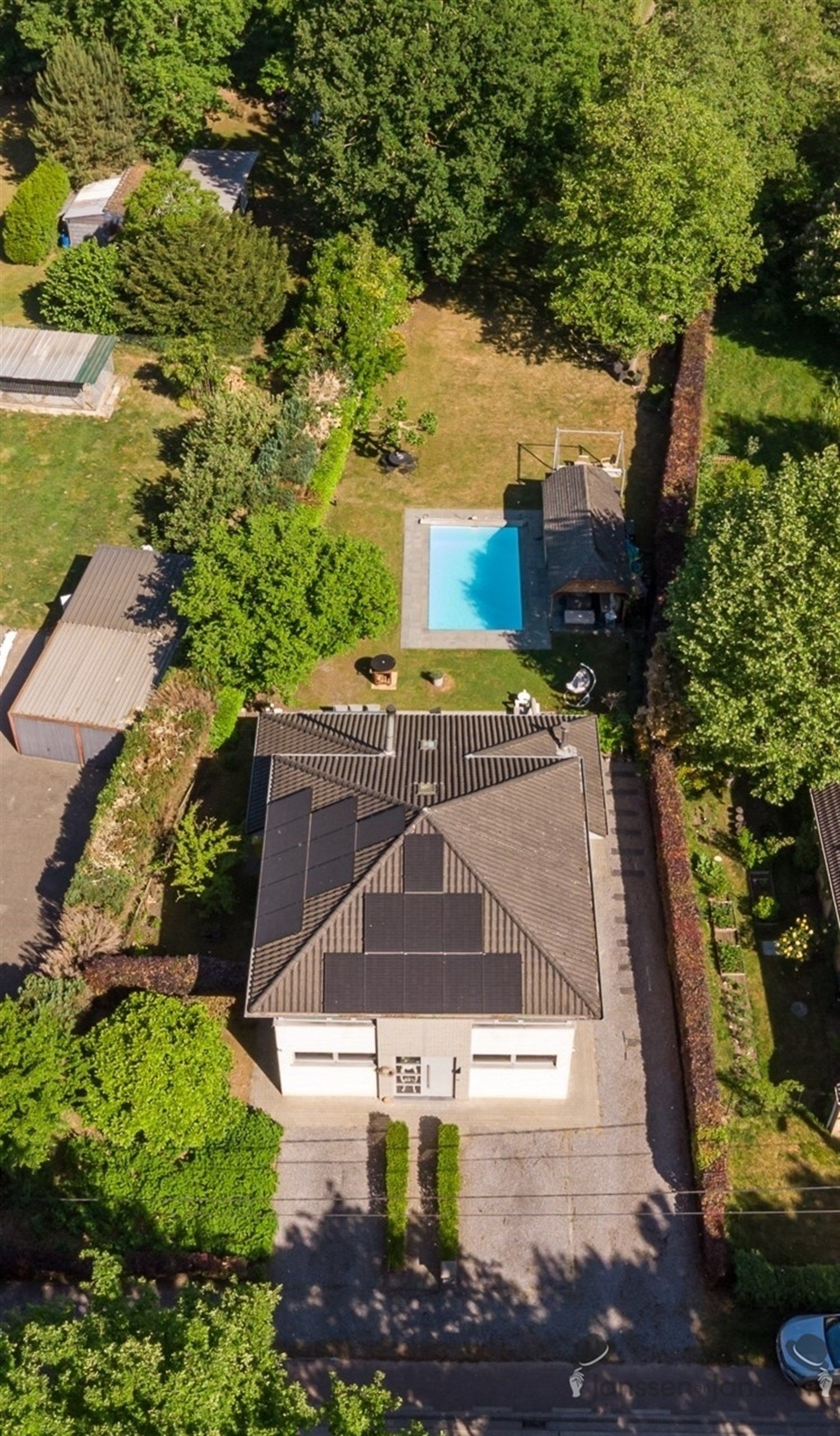Ontdek deze prachtige villa met zwembad te Tremelo. foto 2