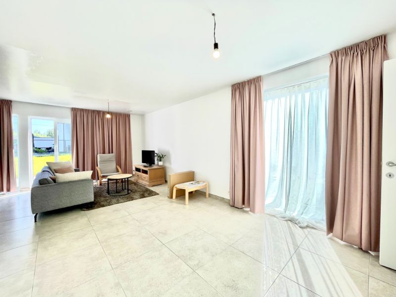 Prachtige nieuwbouwwoning aan de groene rand van Evergem foto 3