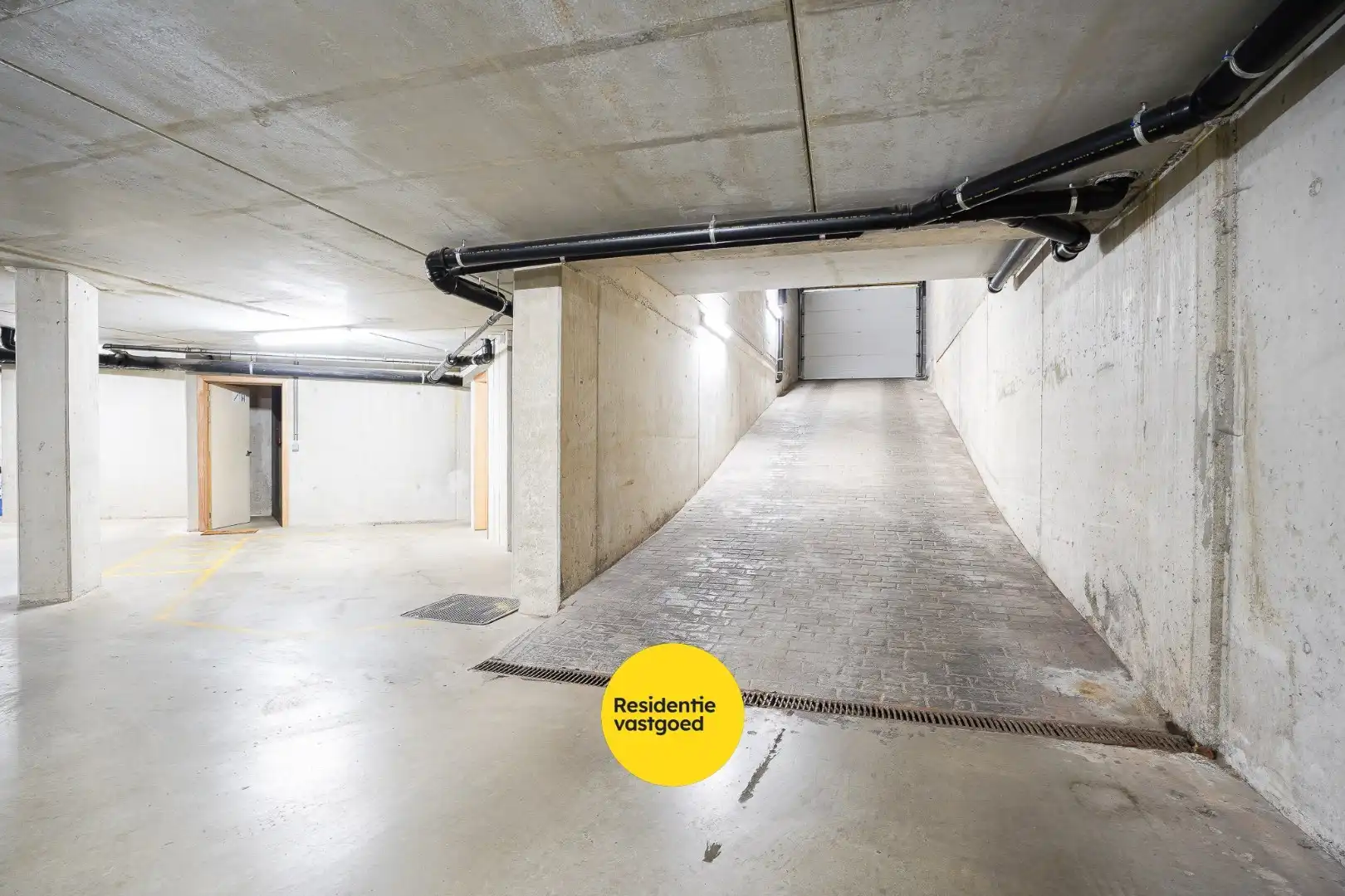 Luxueus appartement met 2 slaapkamers en ruim terras op centrale ligging foto 17