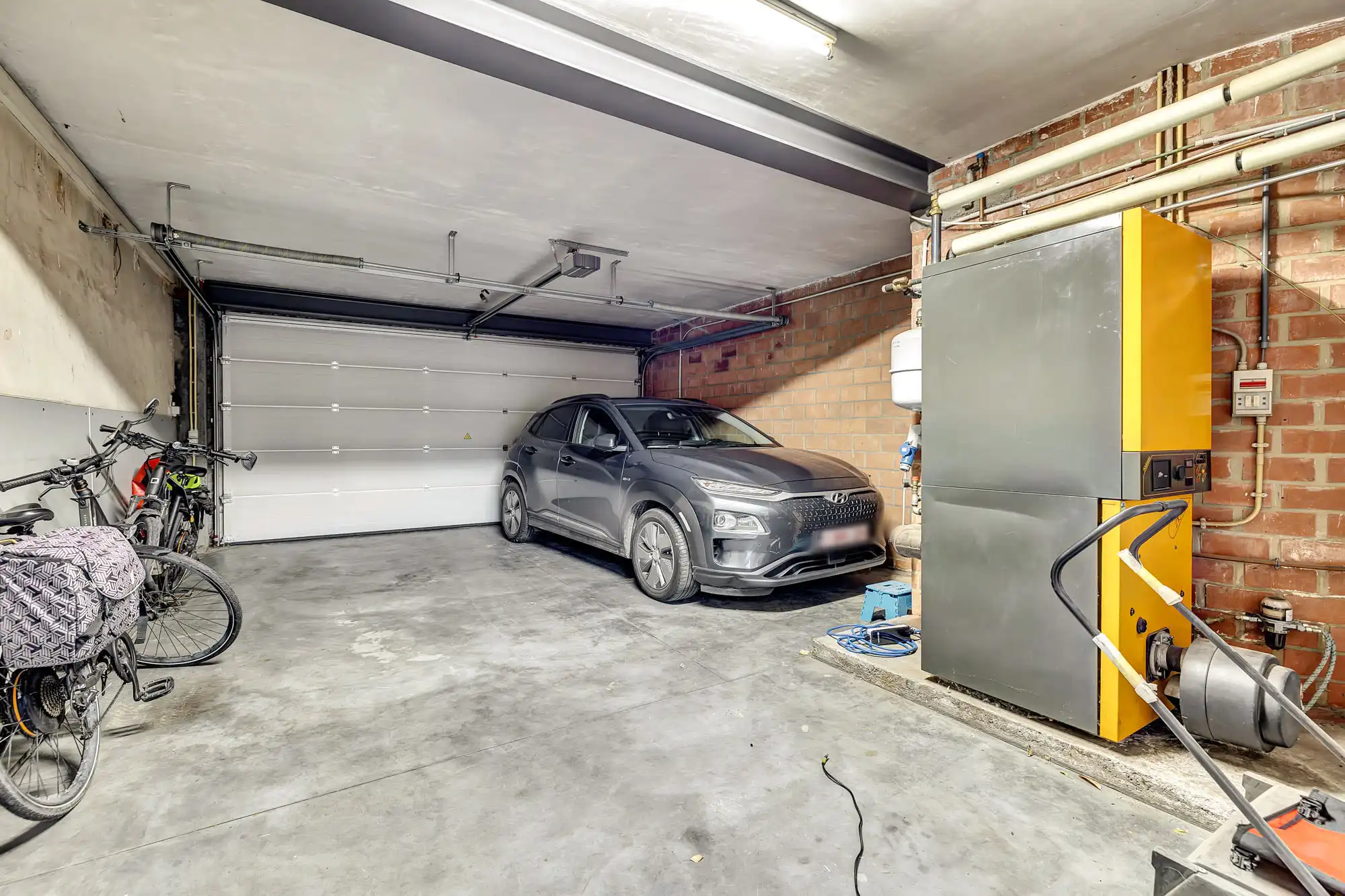 Unieke combinatie van wooncomfort, atelier en tuin foto 17