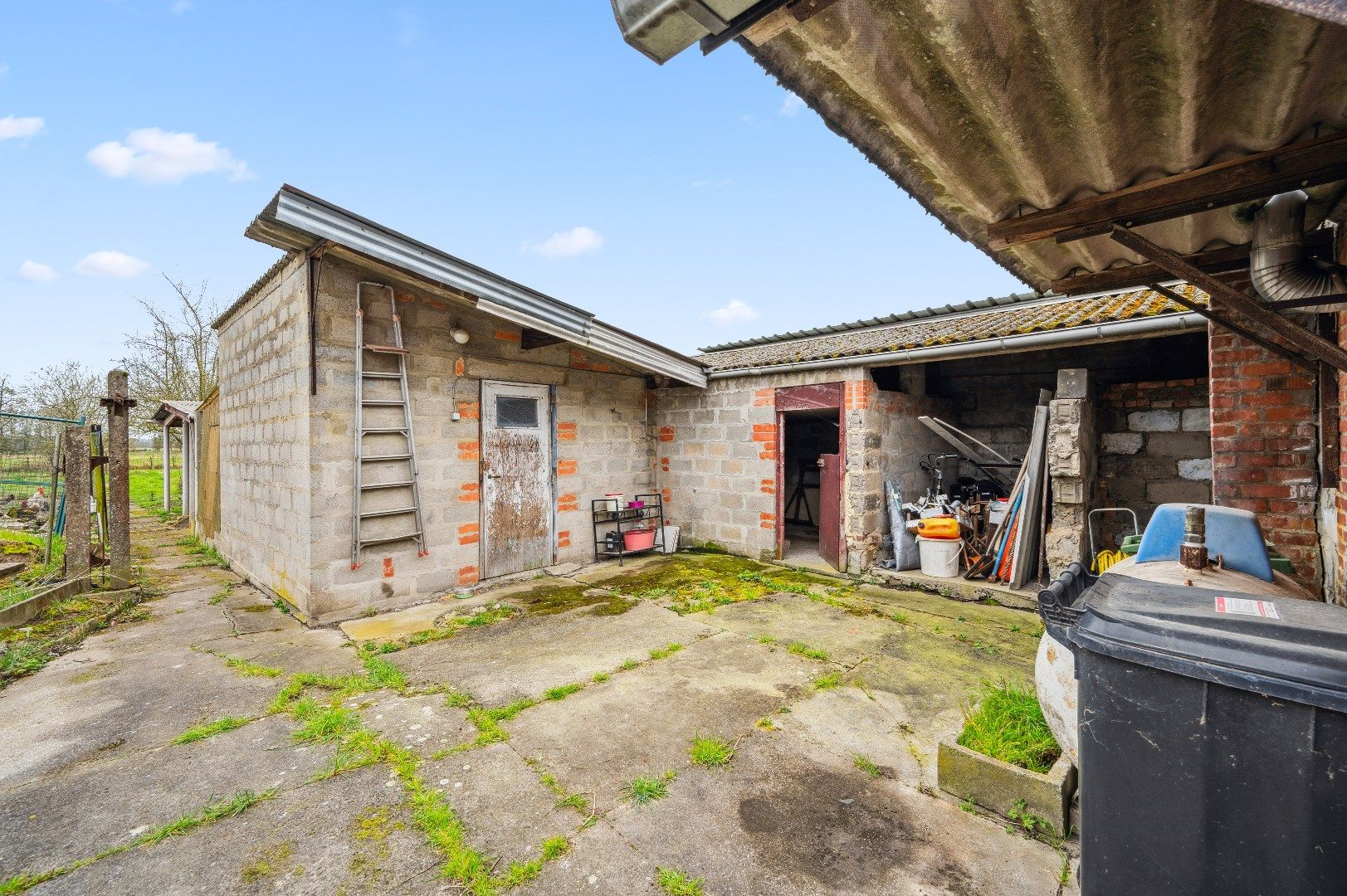 Te renoveren woning te Melkwezer foto 20