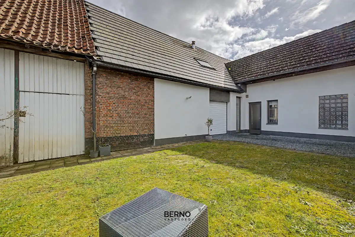 Instapklare charmante woning met zonnige binnentuin en garage. foto 25