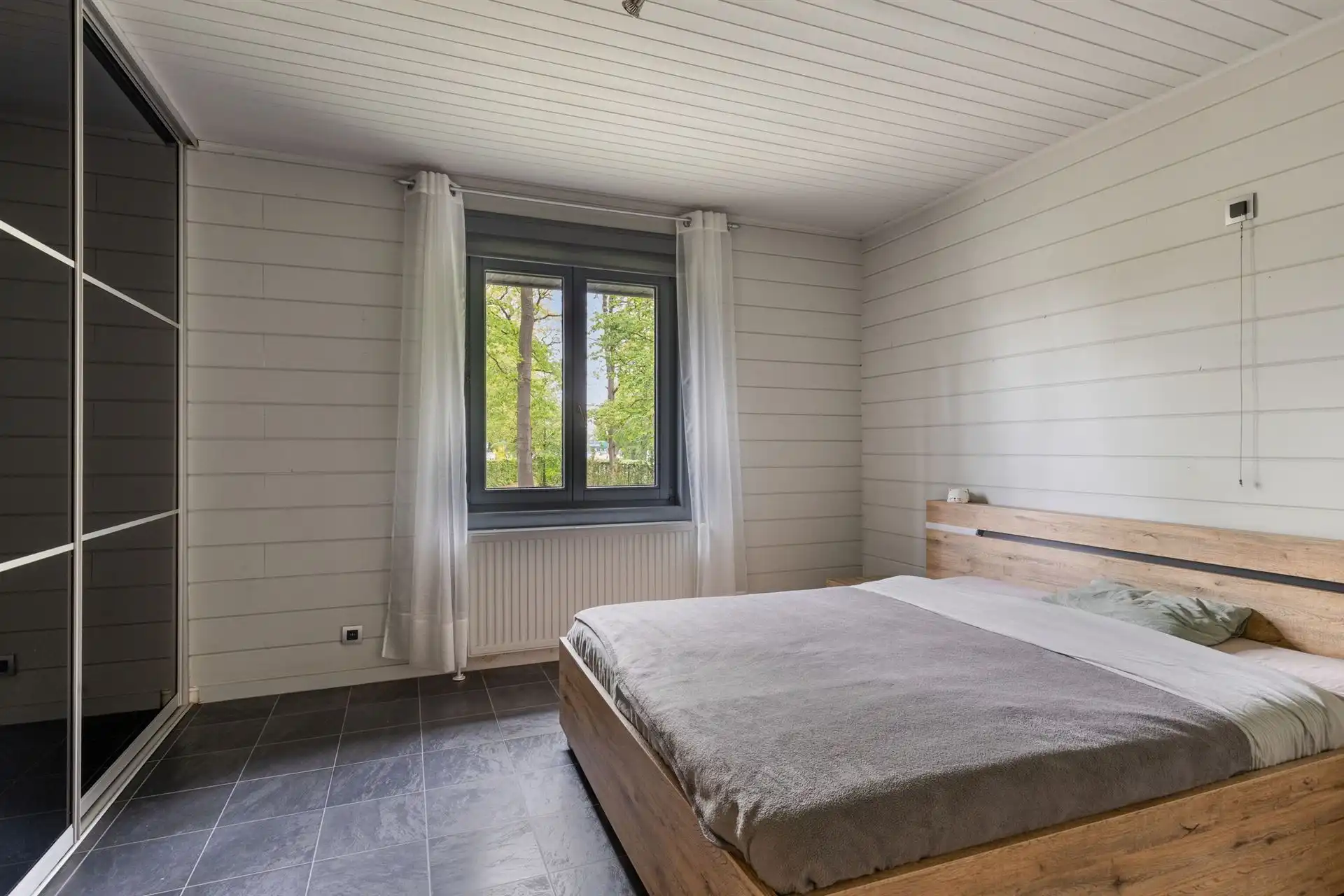 Charmante villa van 424 m² met 4 slpks, royale garage en tuin! foto 11