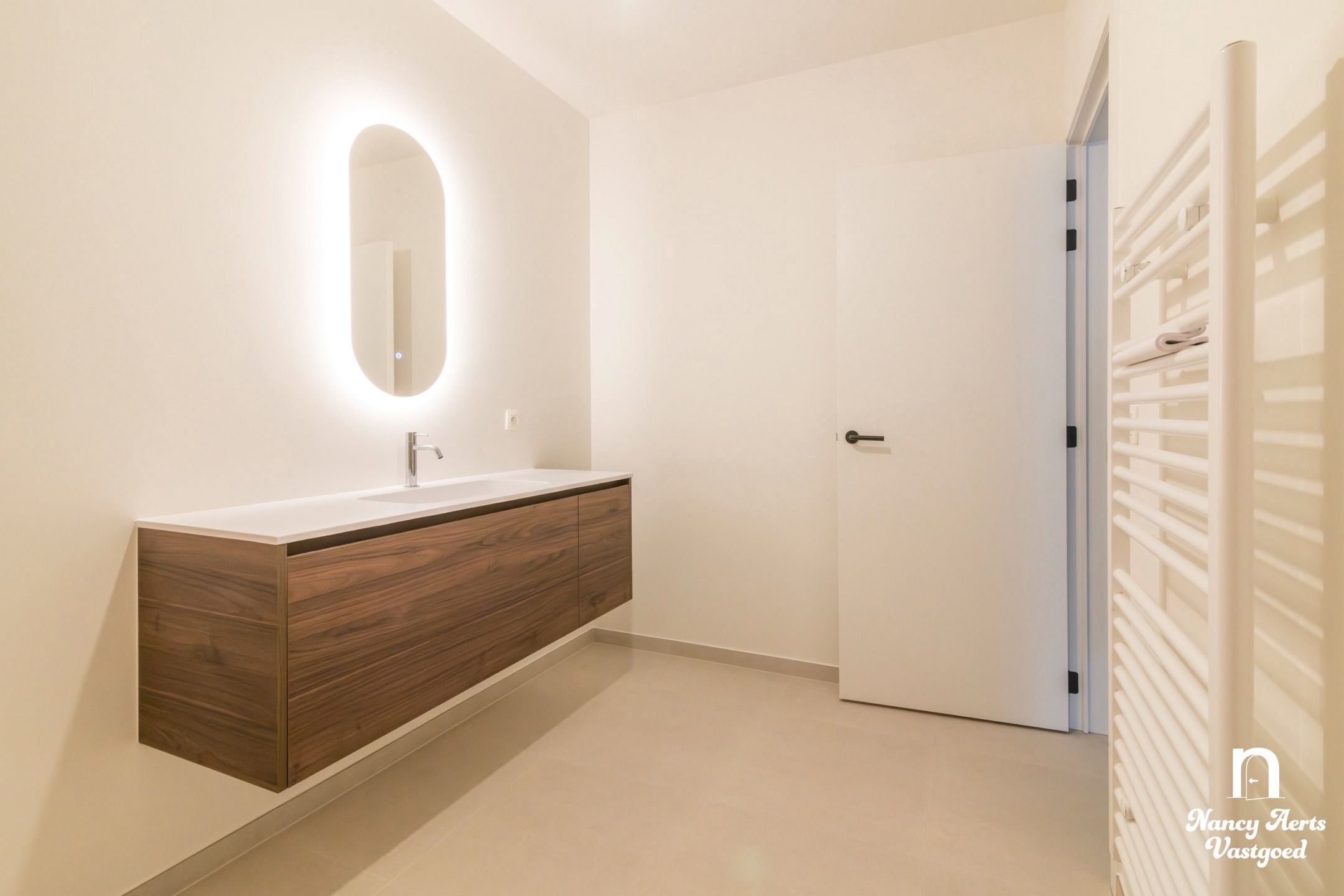 Nieuwbouwappartement met terras in het centrum van Beverlo foto 14