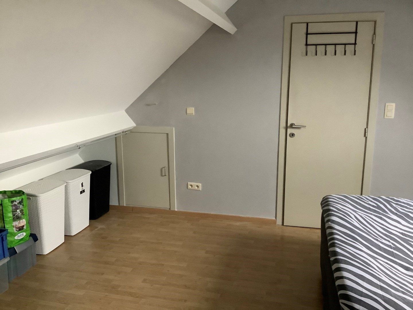 Duplex-appartement met 1 slaapkamer, terras aan voor-en achterkant apt.+ zeer mooi uitzicht foto 11