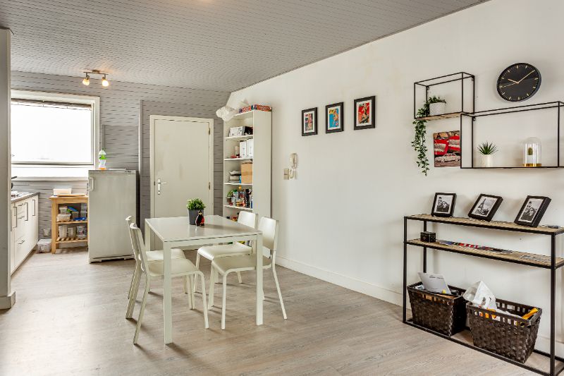 Mooi instapklaar 1 slaapkamer appartement nabij station! foto 8