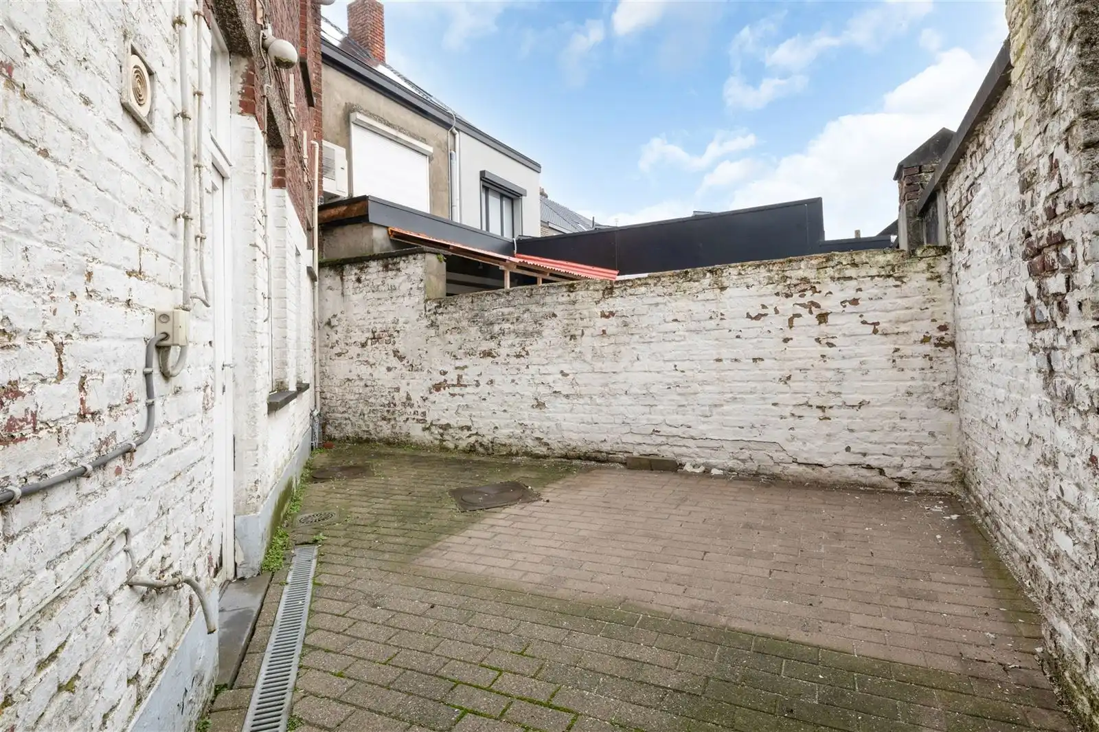 Charmante te renoveren woning in Zottegem foto 8