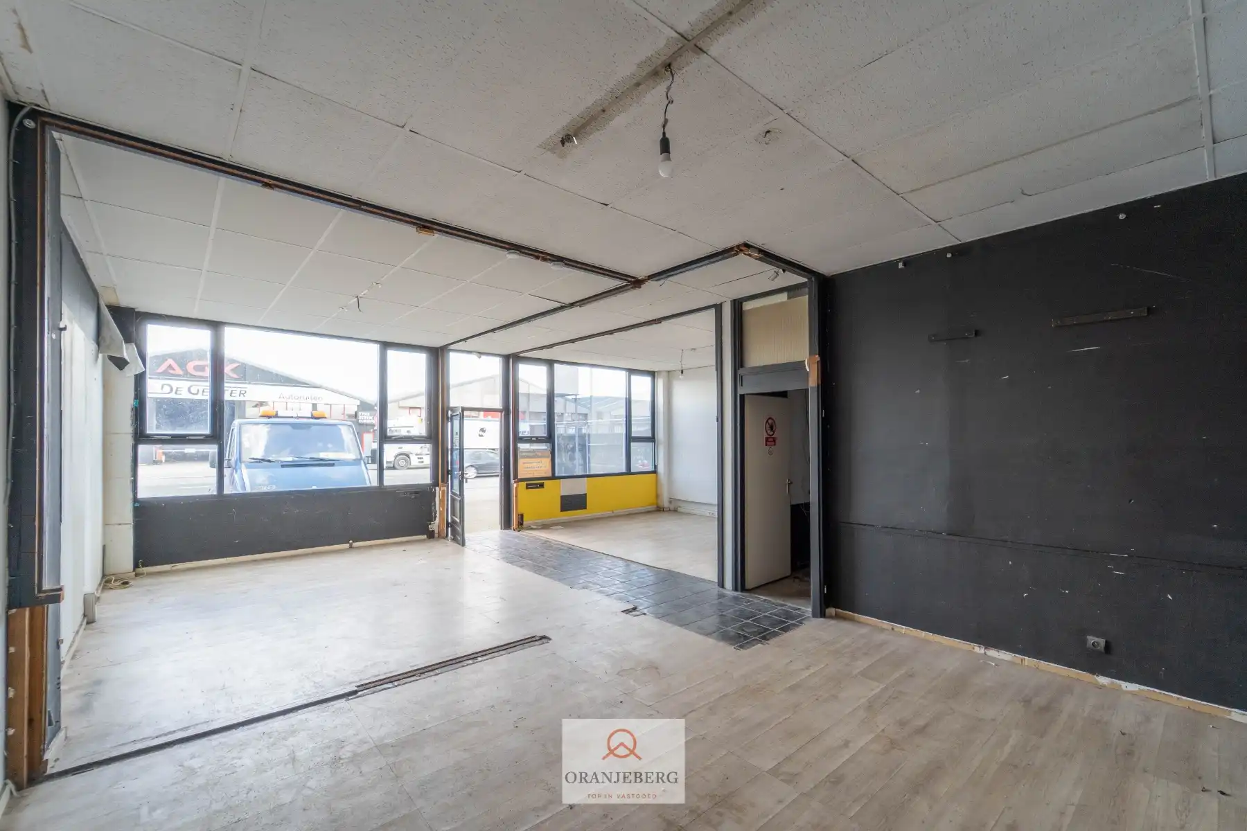 Magazijn te huur voor KORTE DUUR – 850 m² - op toplocatie Afrikalaan nabij Gent-Dampoort foto 18