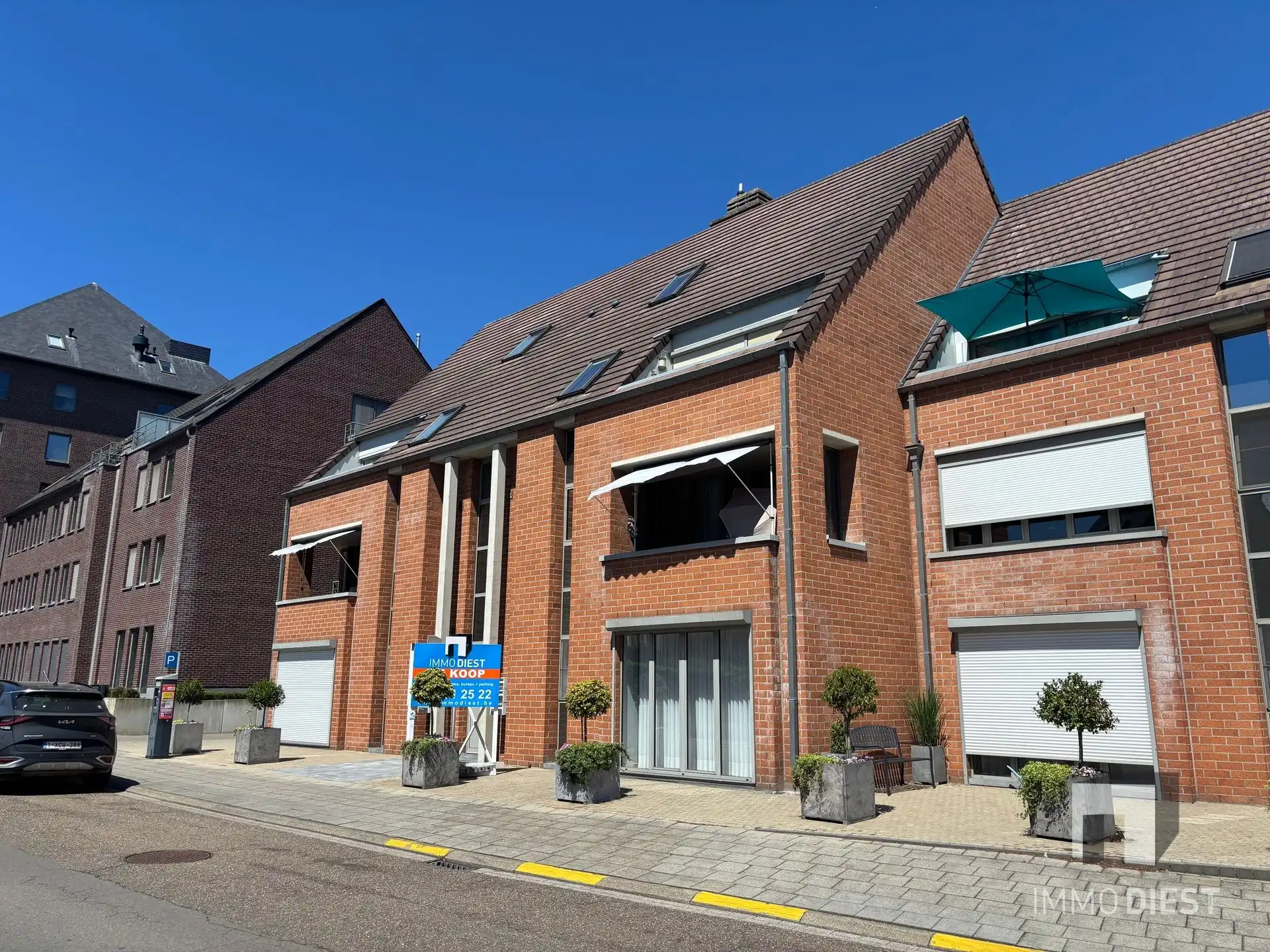 Appartement met 2 slaapkamers, terras en parking in centrum Diest foto 2