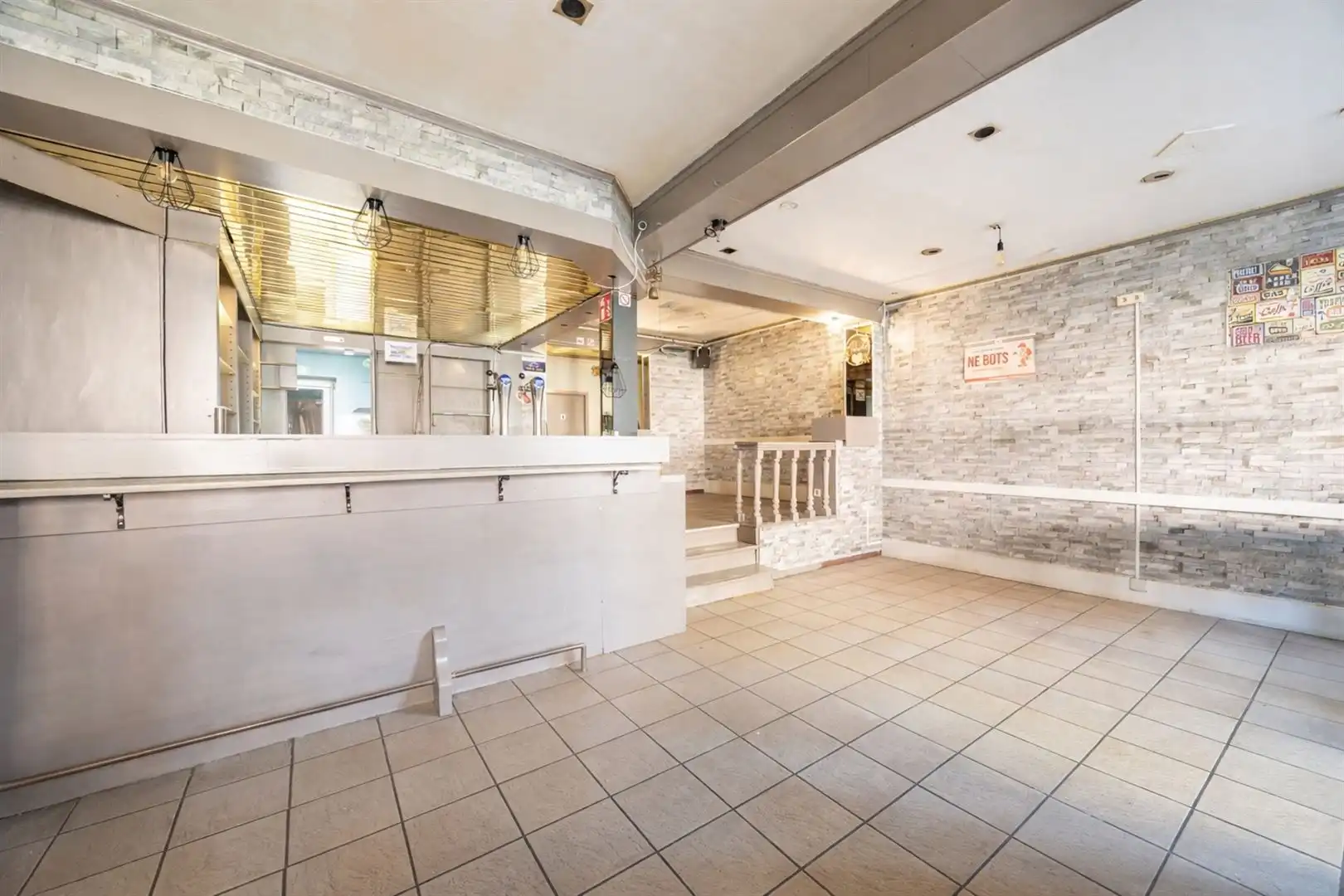 Handelszaak met mogelijkheid tot eengezinswoning foto 3