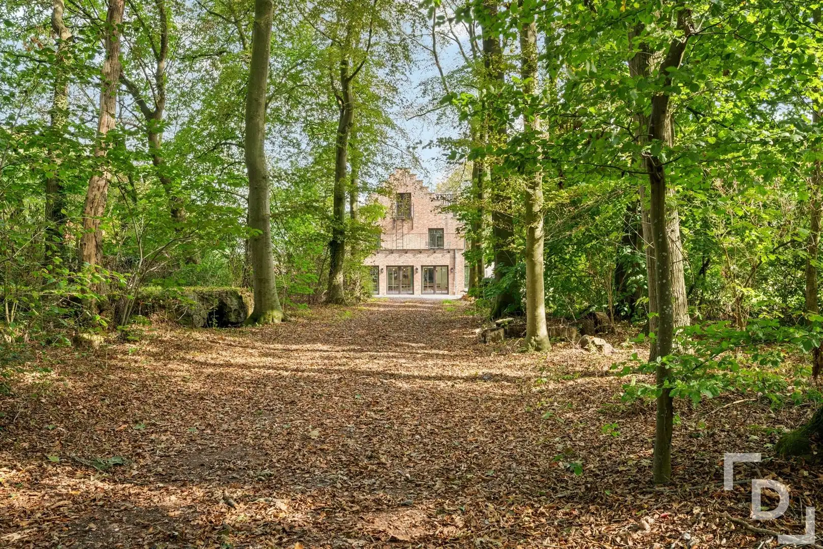 Modern landhuis met riante parktuin op 4,7 ha. foto 26