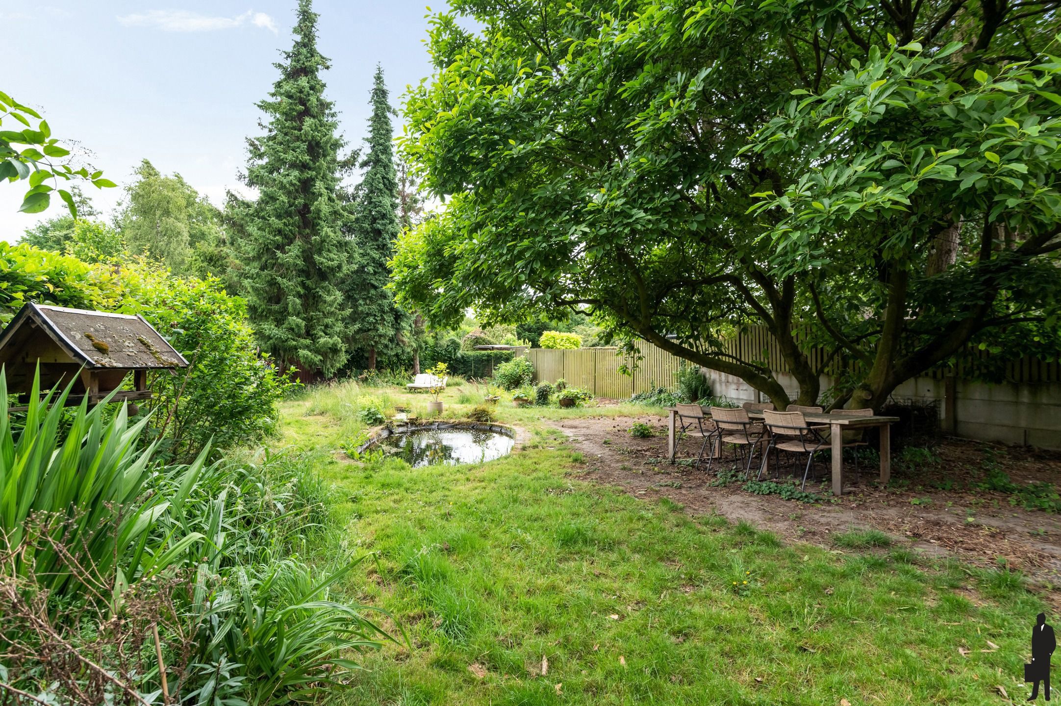 Volledig gerenoveerde herenwoning op een perceel van 770 m²  foto 20