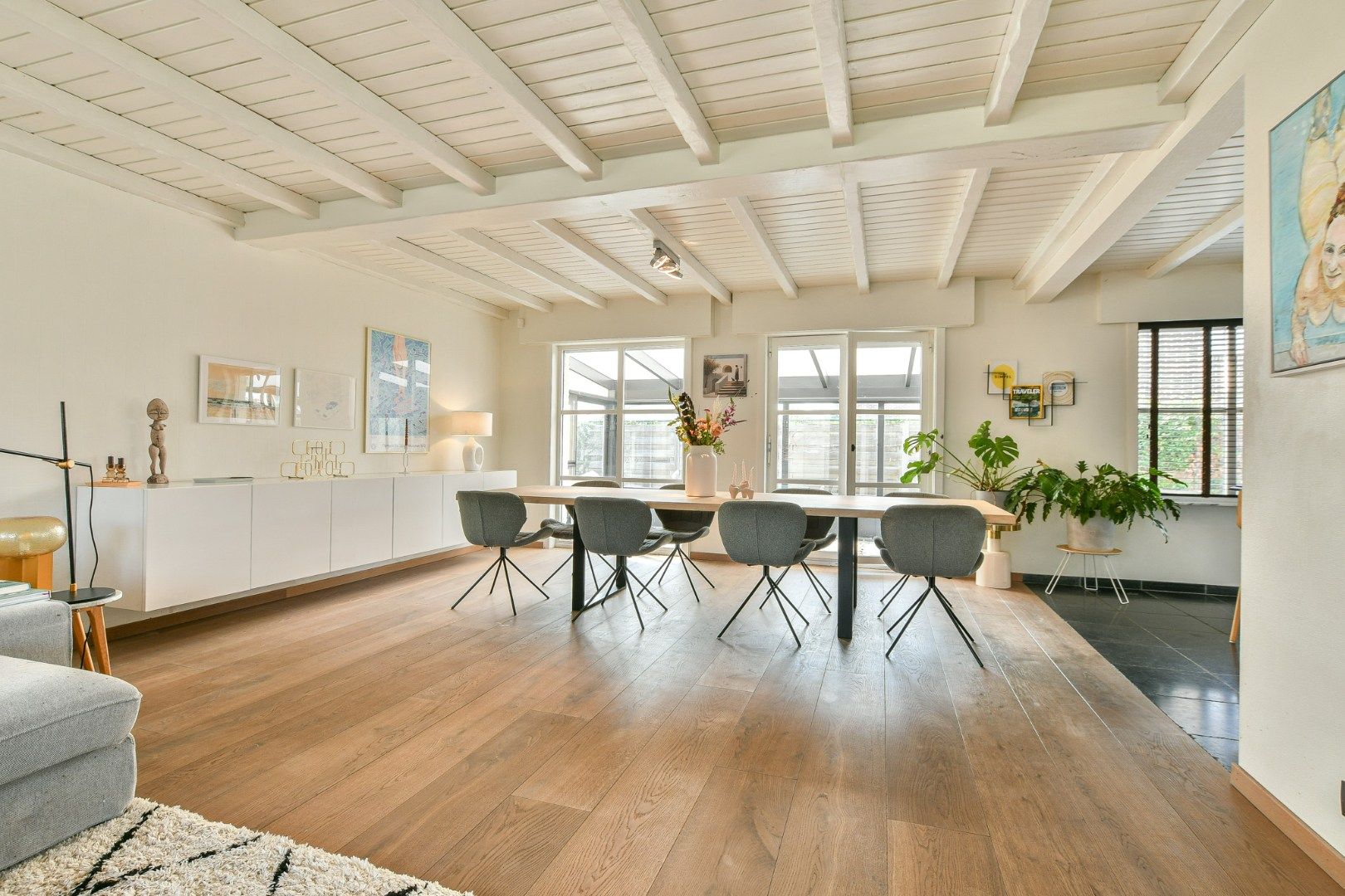 Prachtig gerenoveerde villa met charmante elementen in het centrum van Lissewege! foto 7