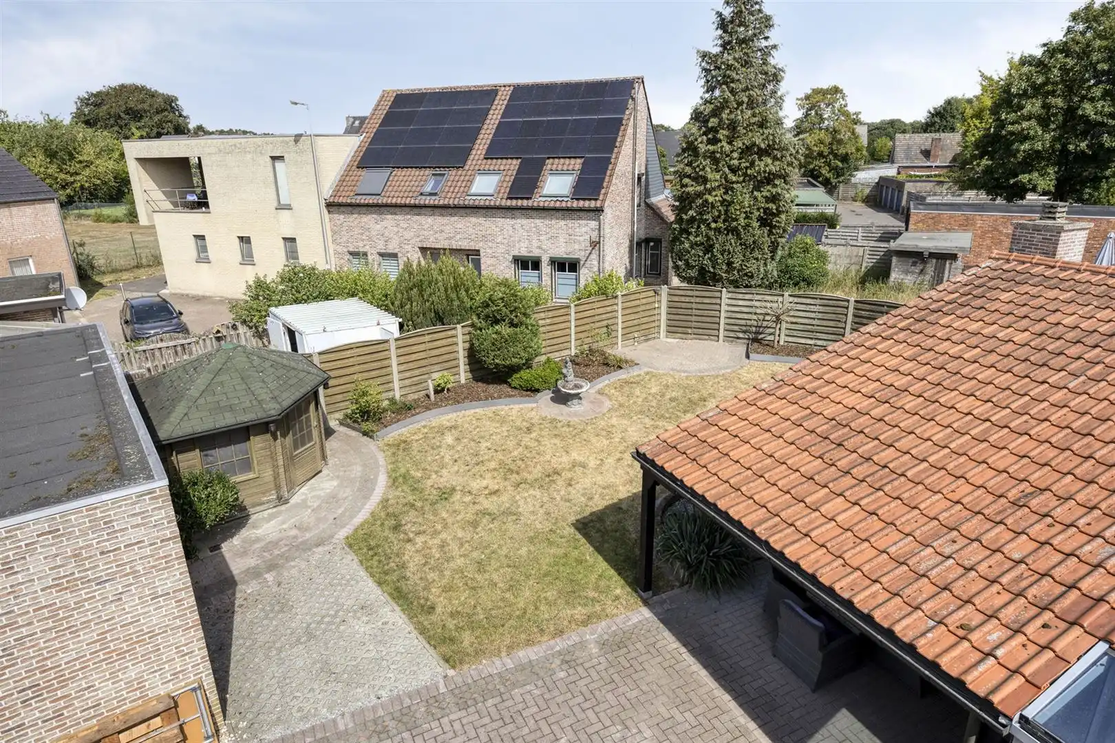 TE KOOP: Woning met handelsruimte en appartement in Eksel! foto 51