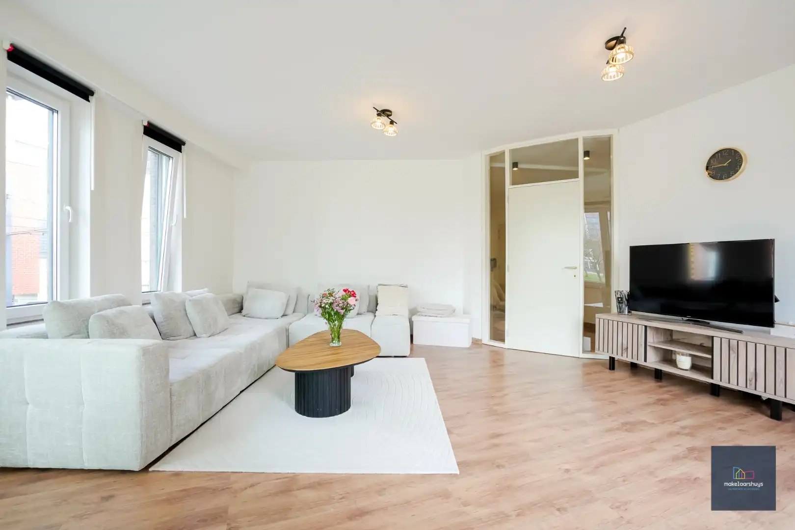 Goed gelegen en ruim instapklaar 2-slp. app.  foto 10