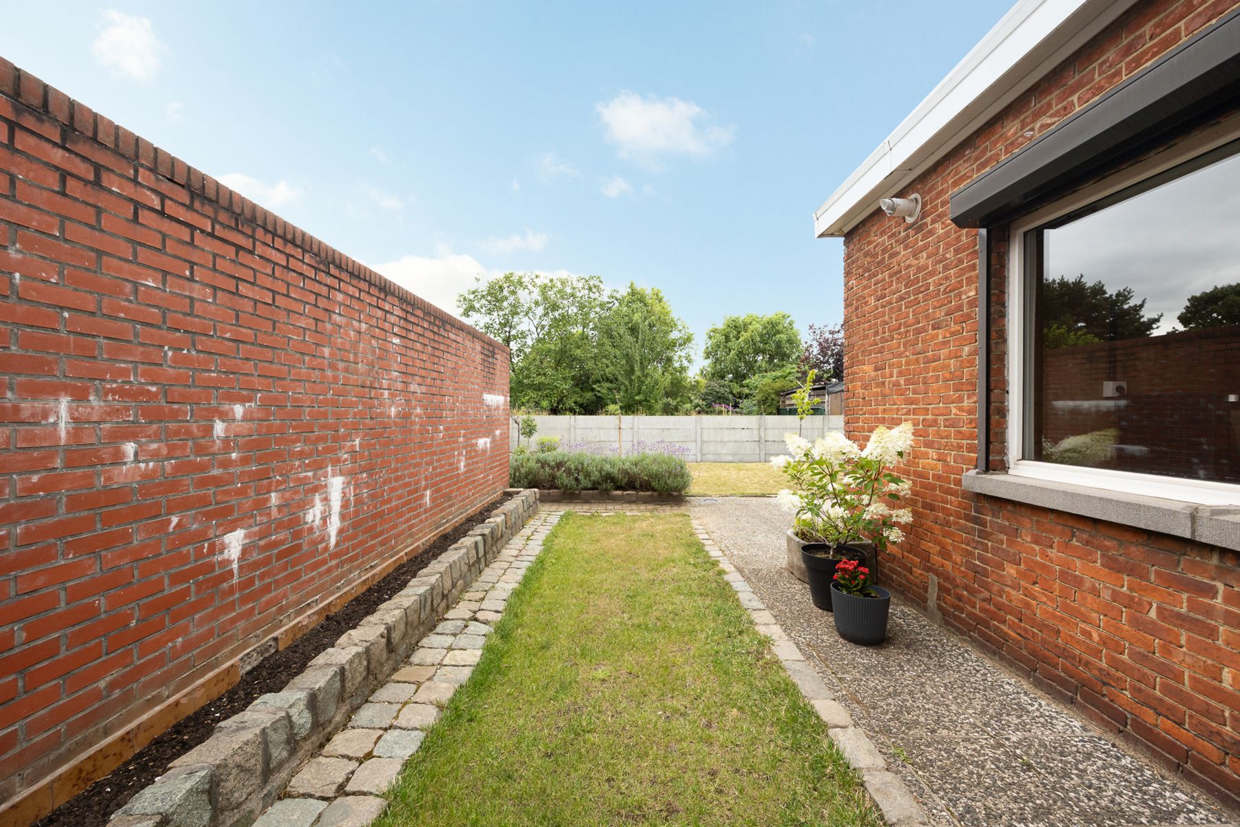 Gezellige HOB met 2 slaapkamers, zuid tuin en garage! foto 19