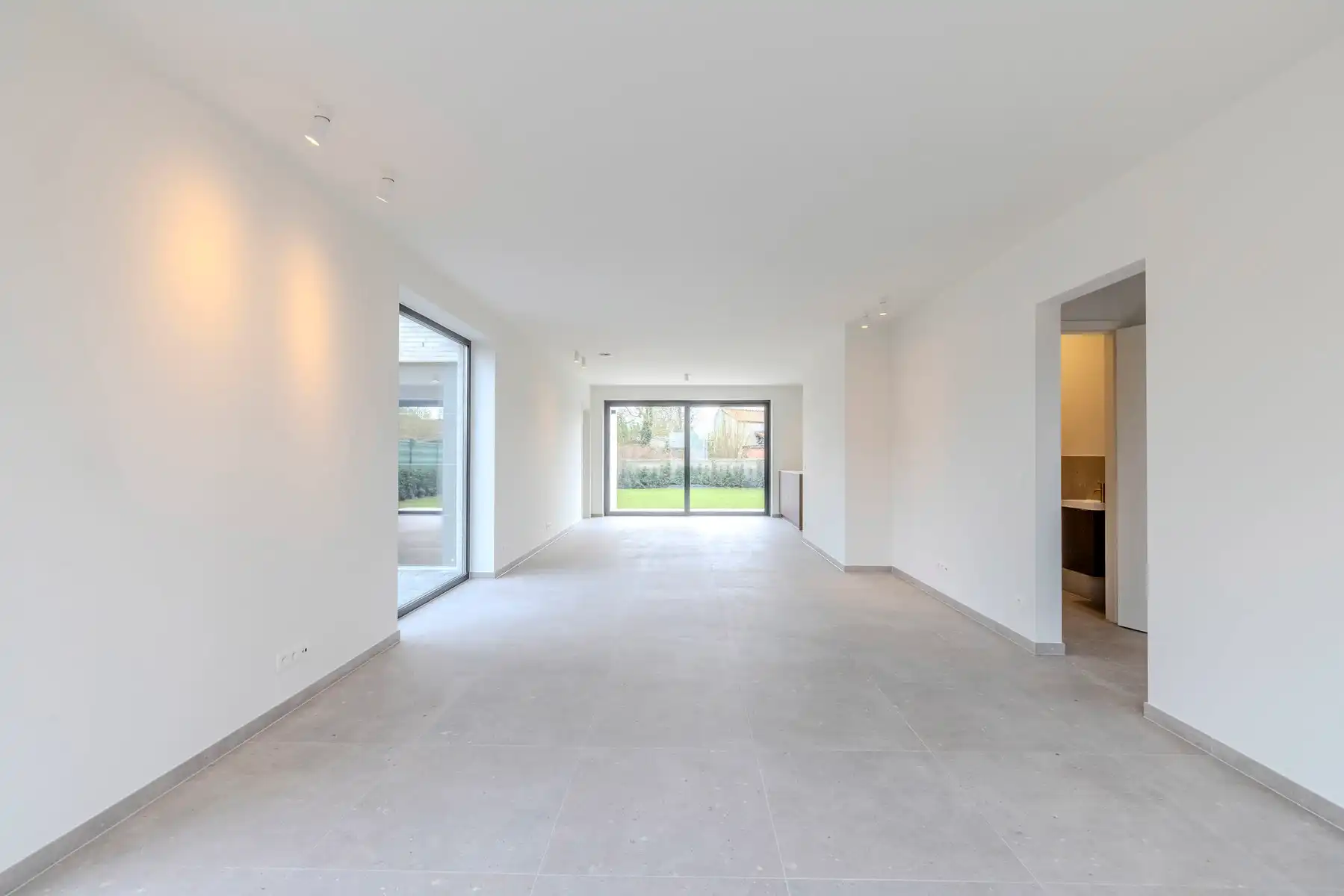 Afgewerkte HOB met 3 slpk, 2 bdk, garage, e-peil <10 en tuin foto 6