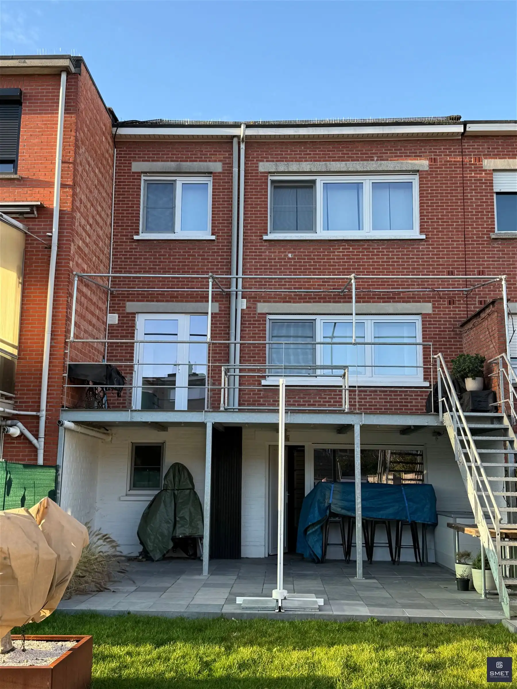 Instapklare bel-etage met tuin en garage foto 2