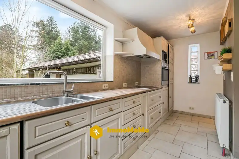 VRIJSTAANDE WONING MET OPEN ZICHT TE KOOP IN WACHTEBEKE (LOCHRISTI) foto 5