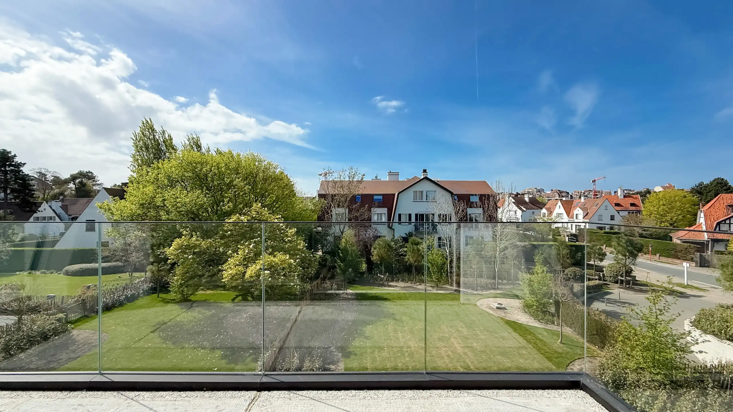 Bijzonder verfijnd duplexappartement, gelegen in het Zoute foto 5